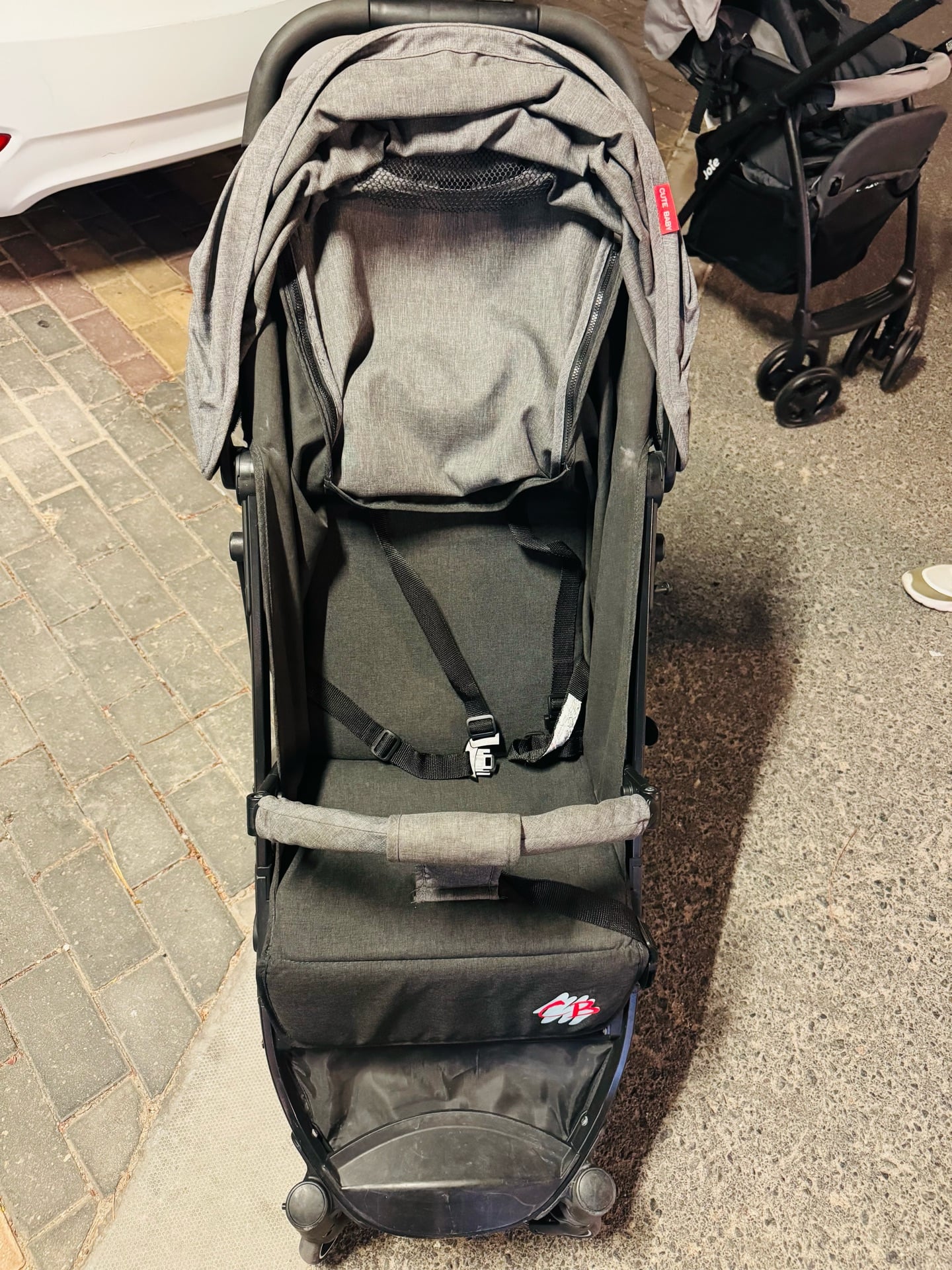 Stroller - Image 1