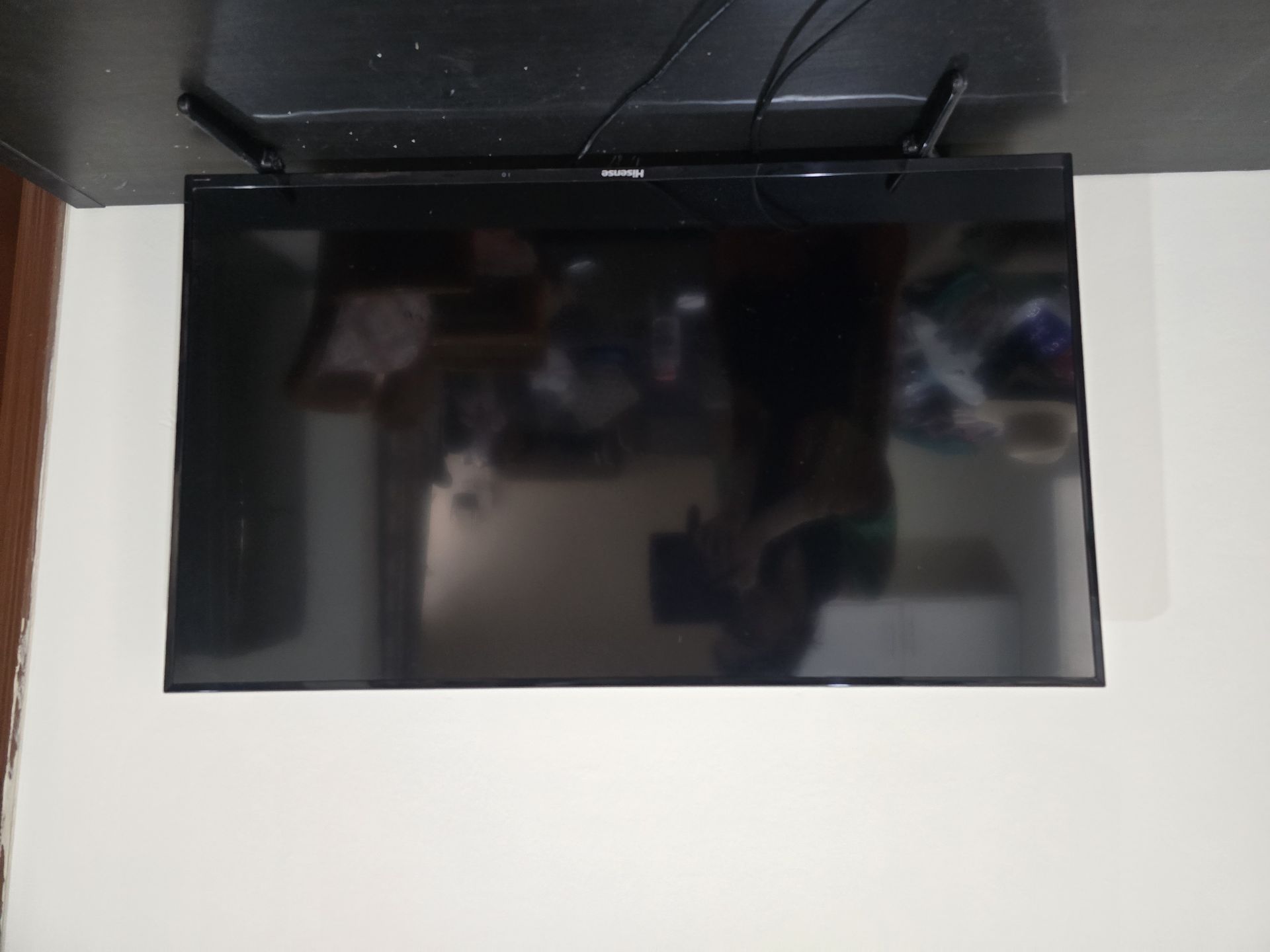 Hisense 40" Smart TV - Image 4