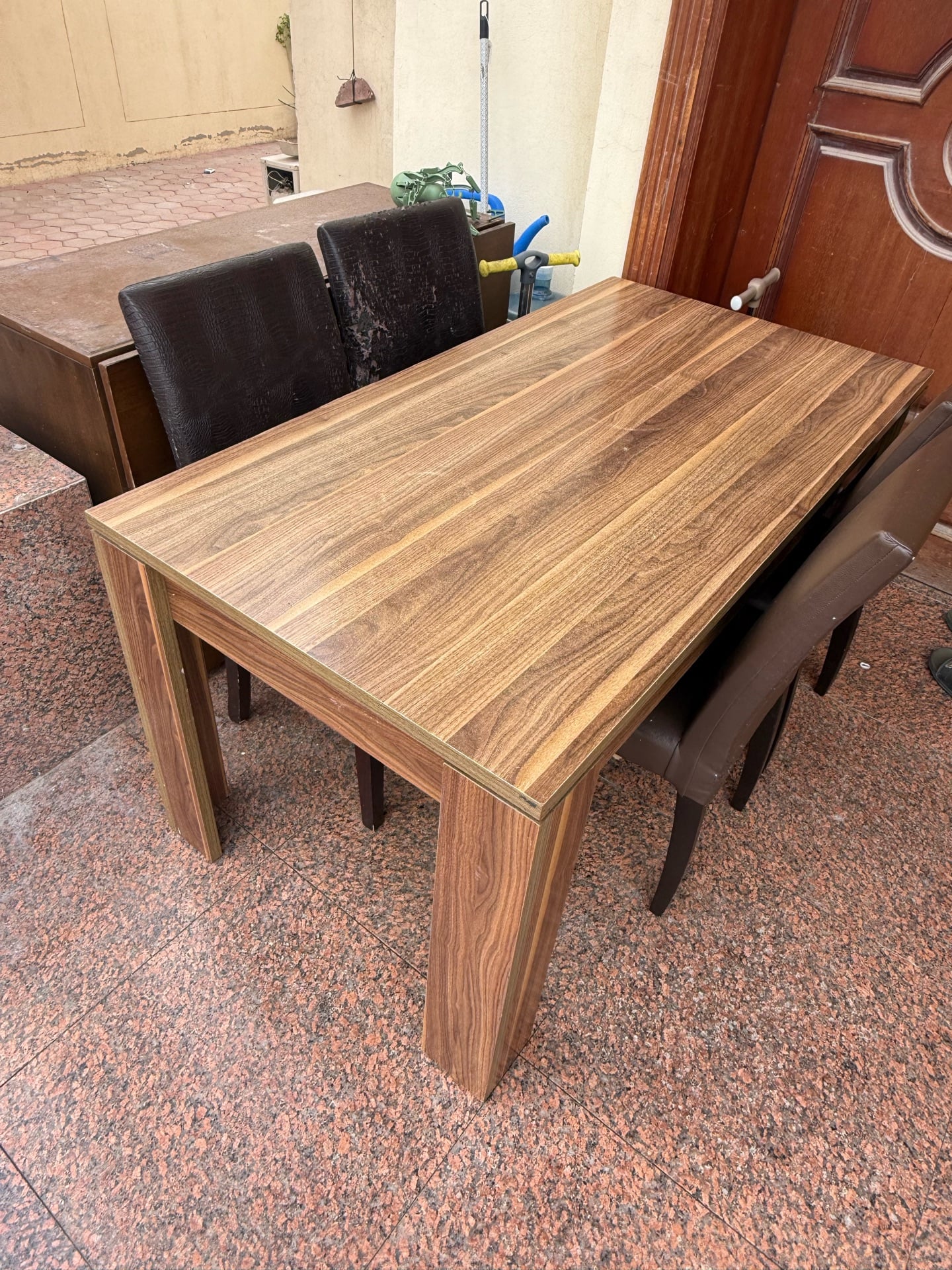 TABLE AND CHAIRS - Image 2