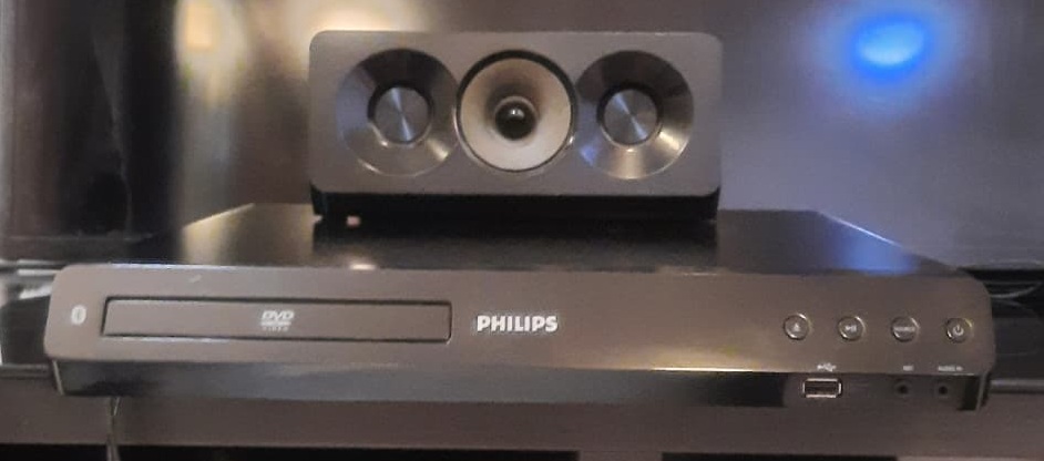PHILLIPS home theatre + DVD for sale - Image 6