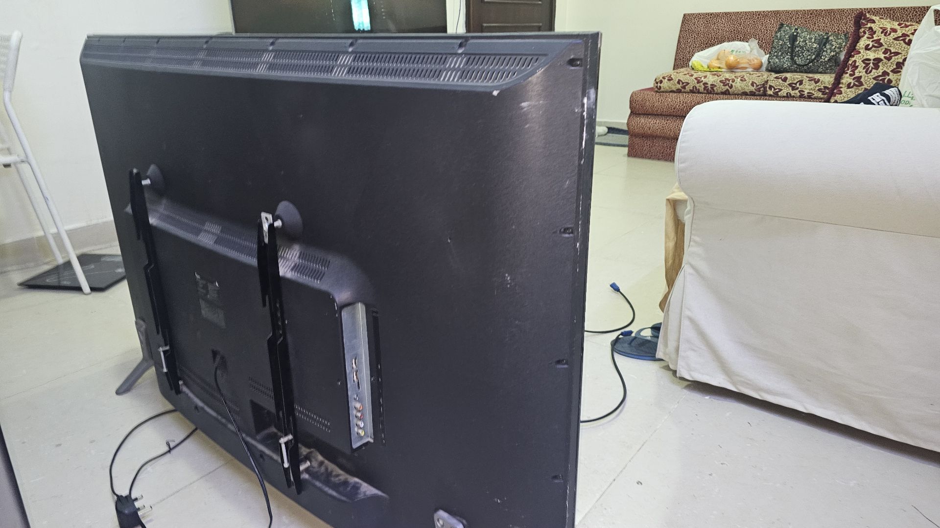 LED curve TV(Display is faulty) - Image 4