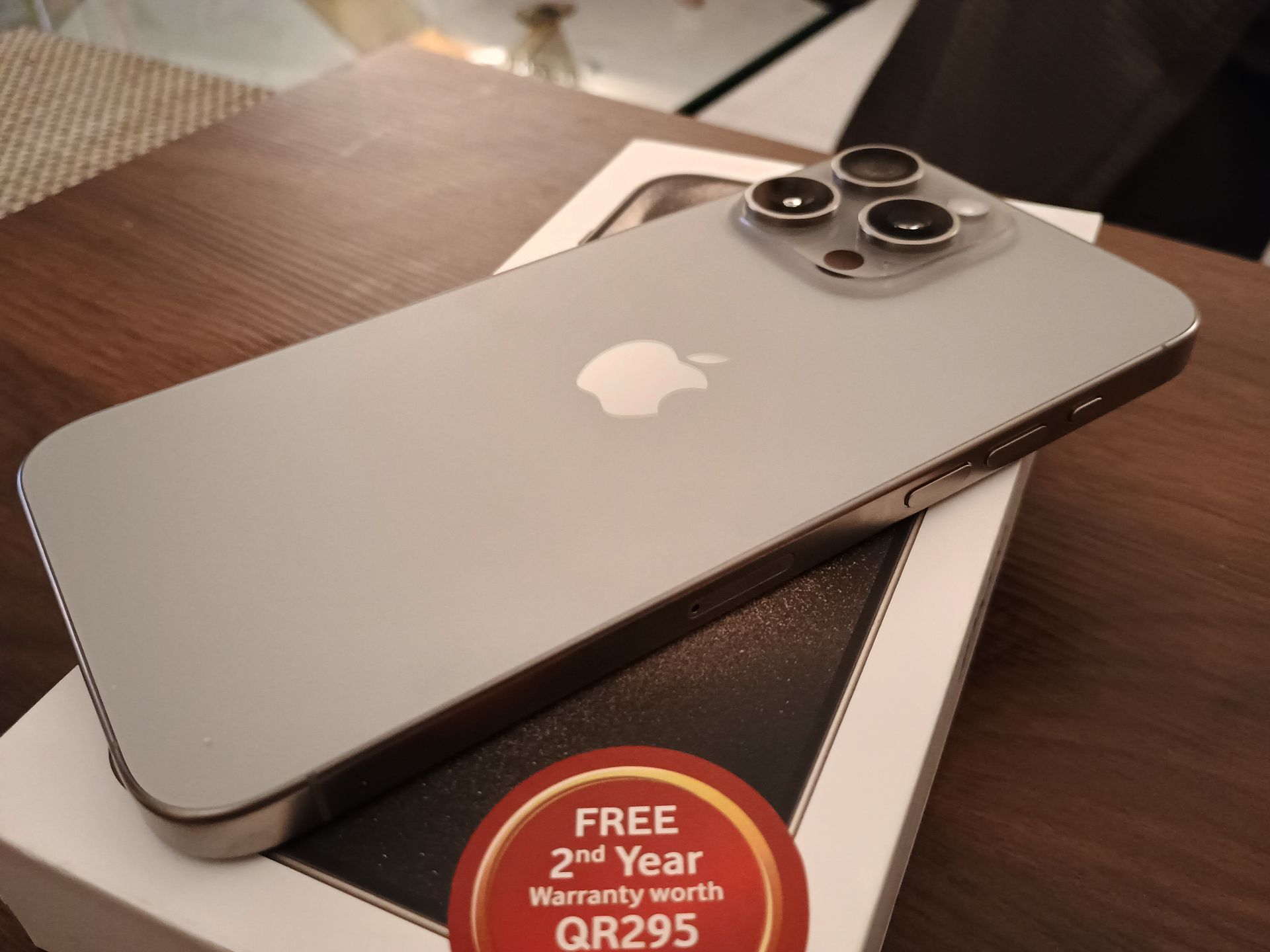 iPhone 15 Pro Max 256 -  Titanium  - Image 3