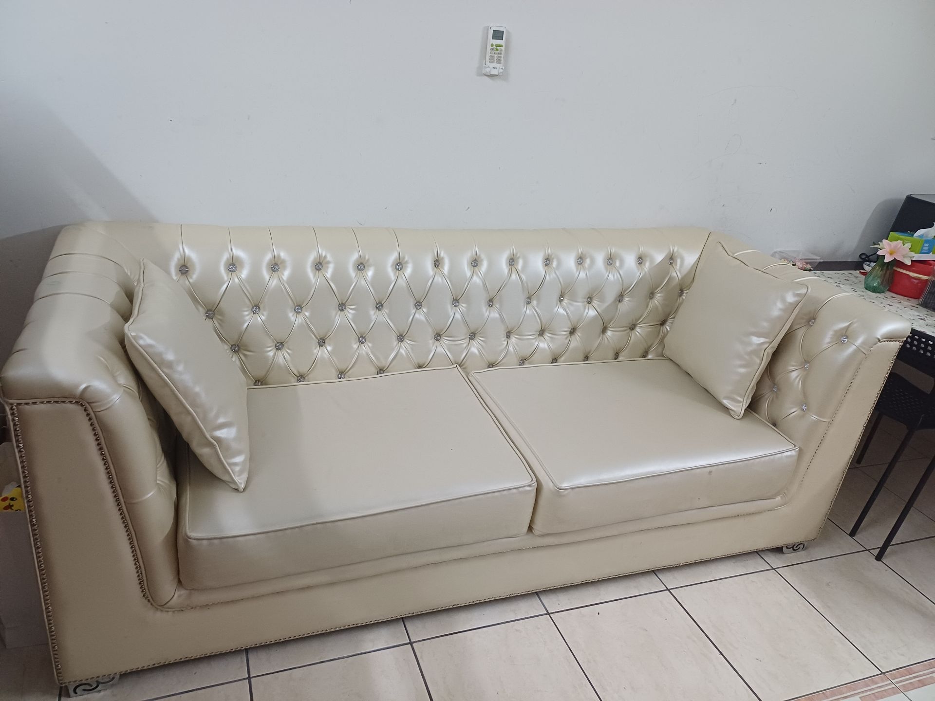 Sofa 3 Seater - Image 4