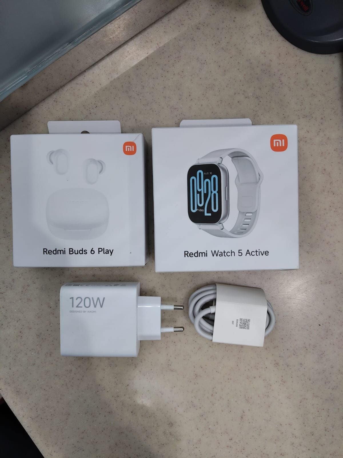 Redmi watch & Earbuds & 120w Charger - Image 2