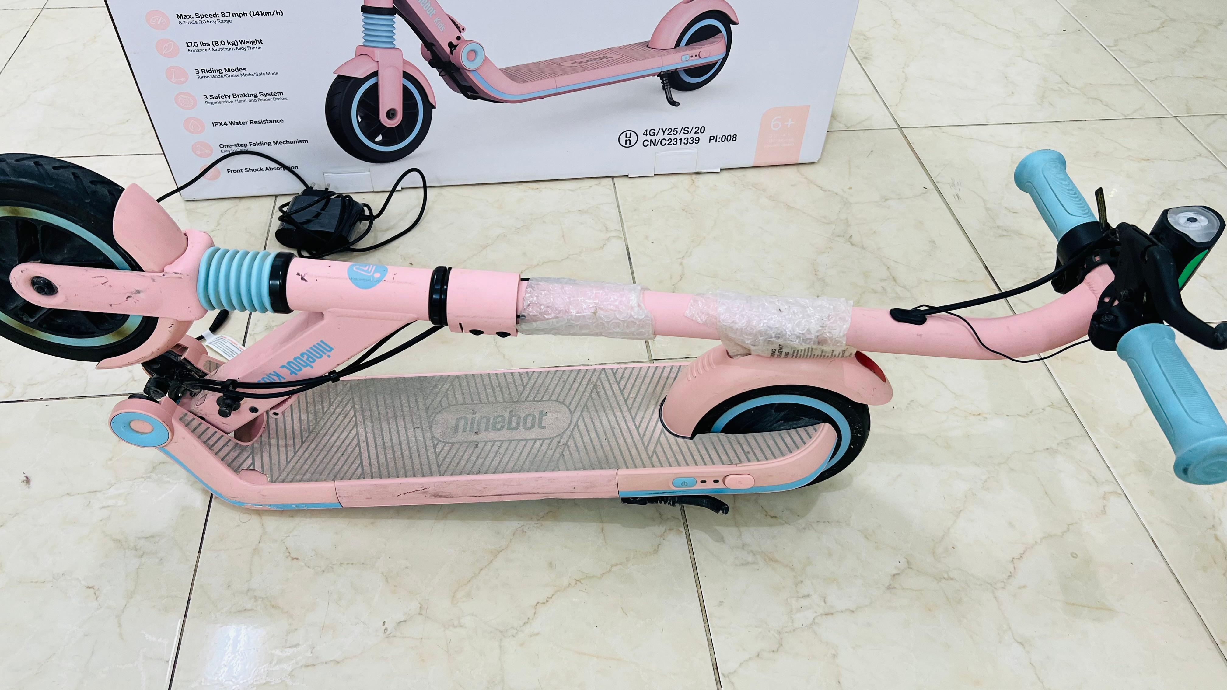 Electric Scooter - Ninebot (E8) Special Edition  - Image 2