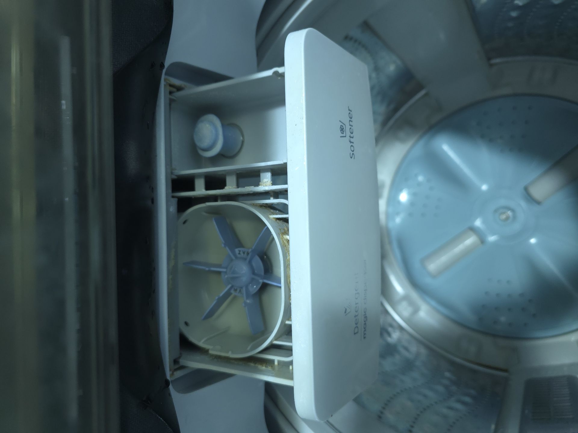 Samsung fully automatic top loaded washing machine 11kg - Image 4