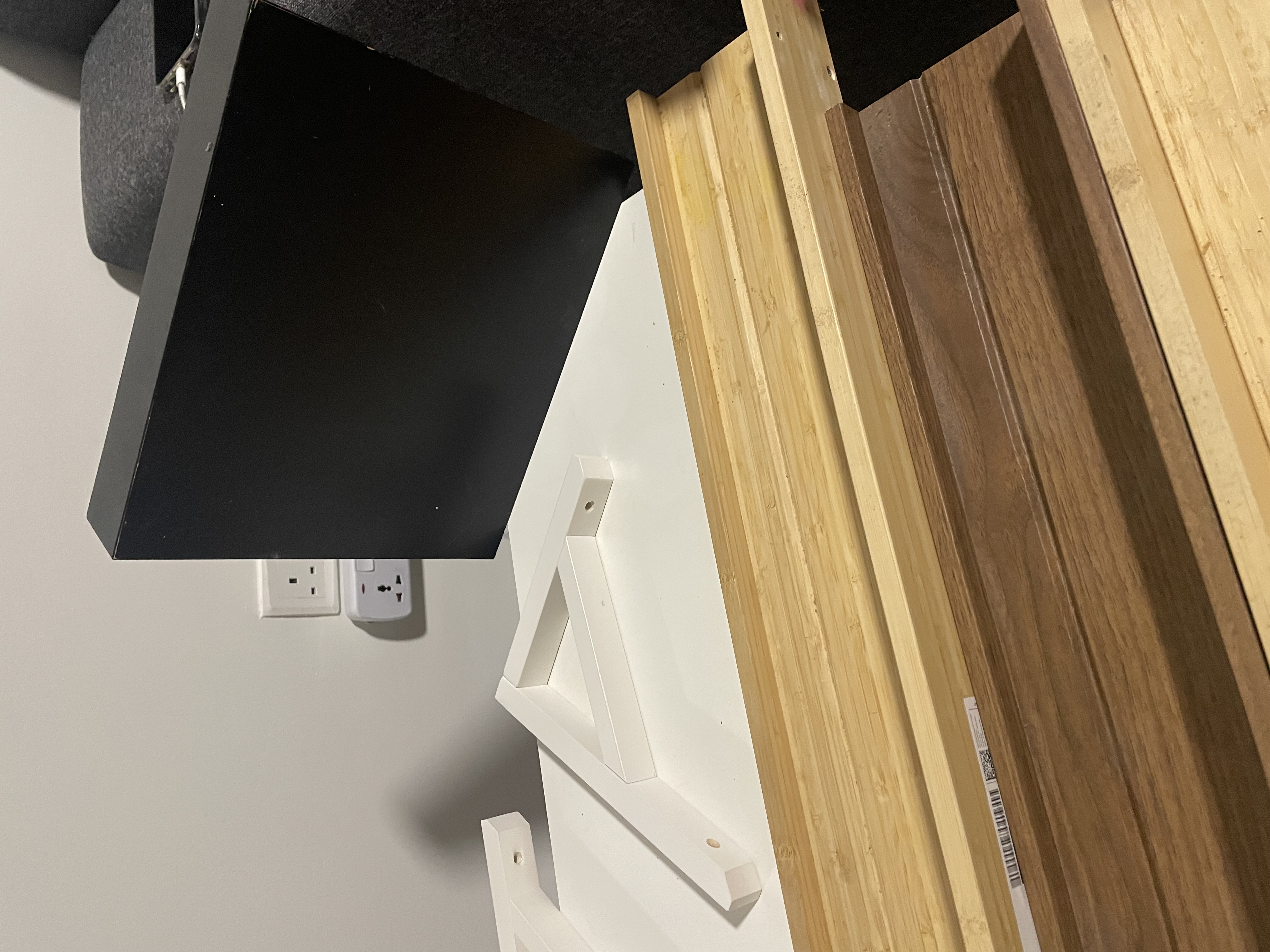 Wall shelves and Ledges  - Image 5