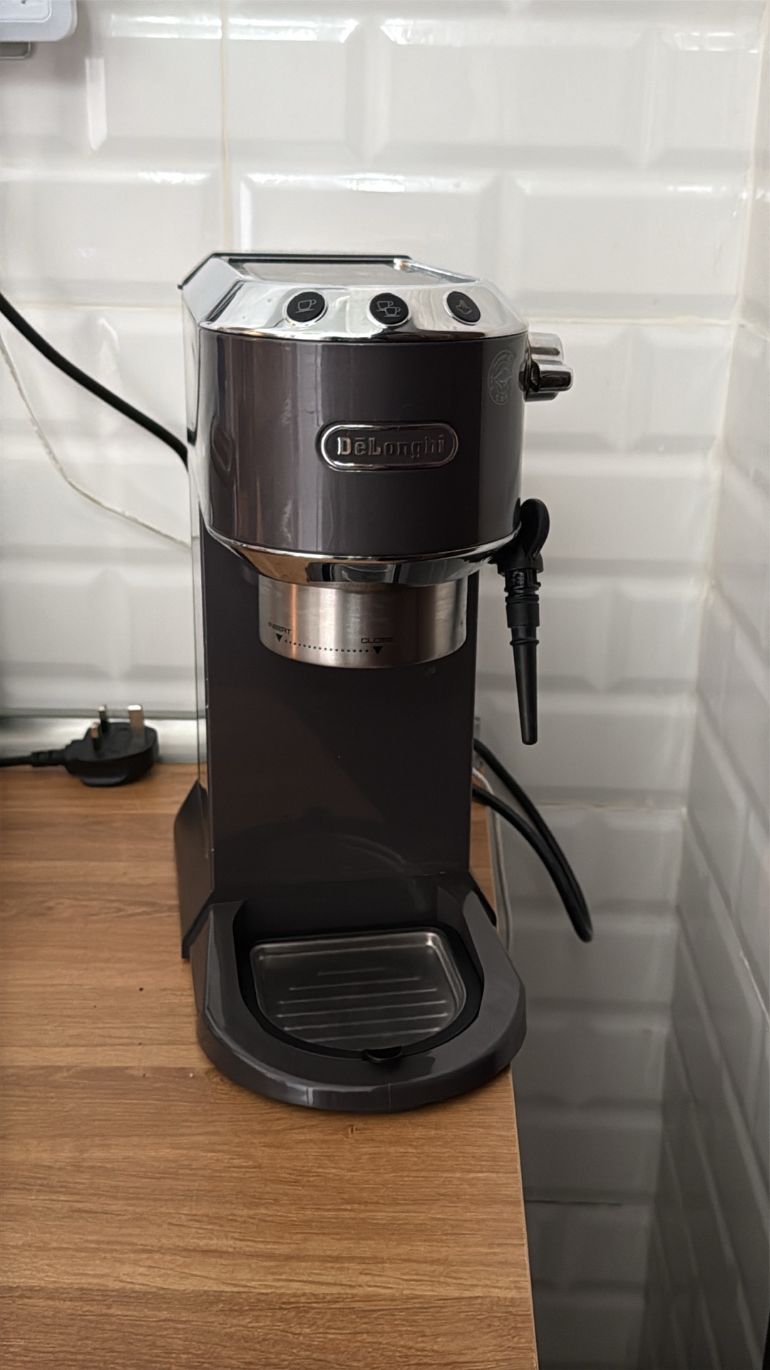 Grinder and coffee machine (Delonghi espresso) - Image 4