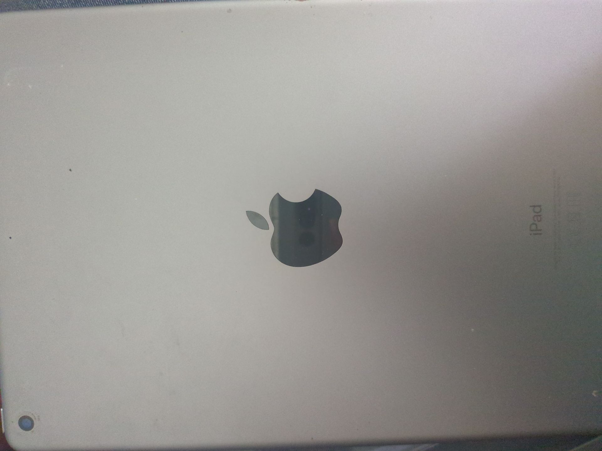 I pad - Image 2