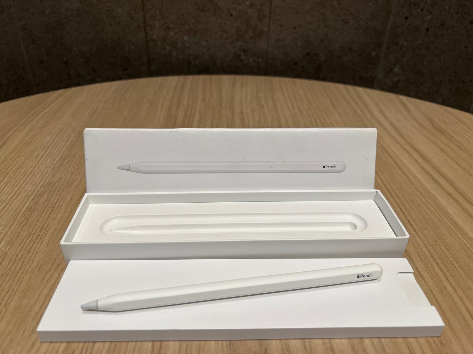 Apple Pencil 2nd Generation in very good condition for immediate sale - Image 3