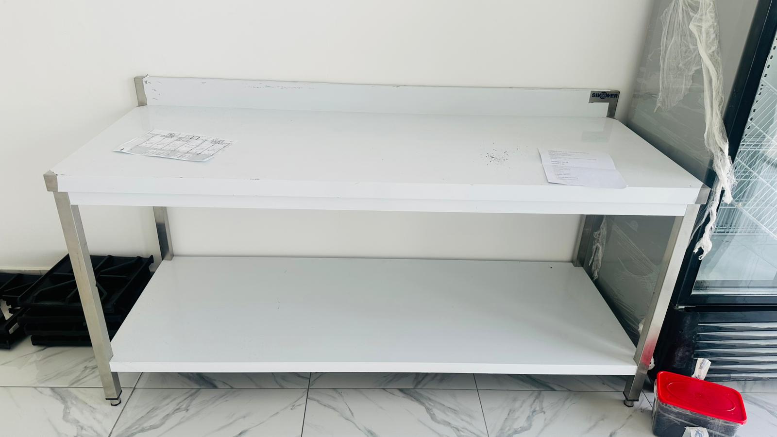 Heavy-Duty Stainless Steel Kitchen Prep Table with Undershelf - Image 4
