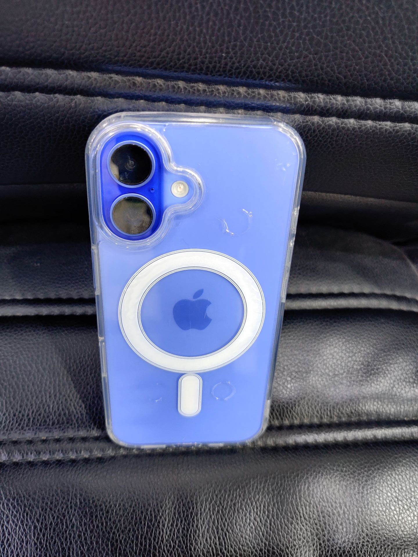 iPhone 16/128 good condition never opened - Image 1