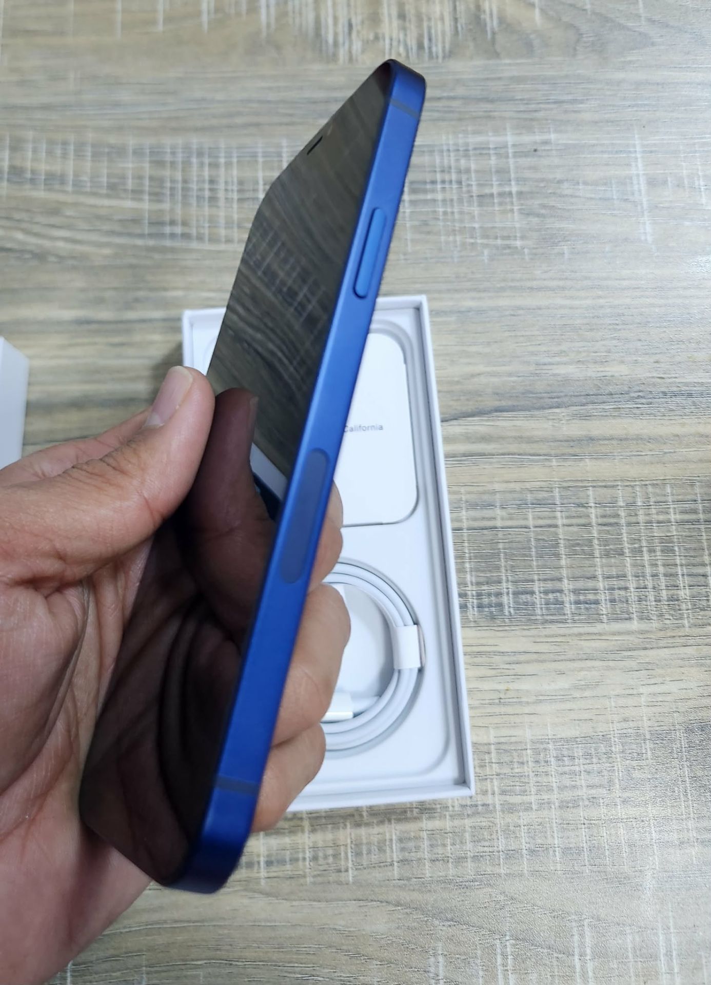 Iphone 12 128GB  - Image 5