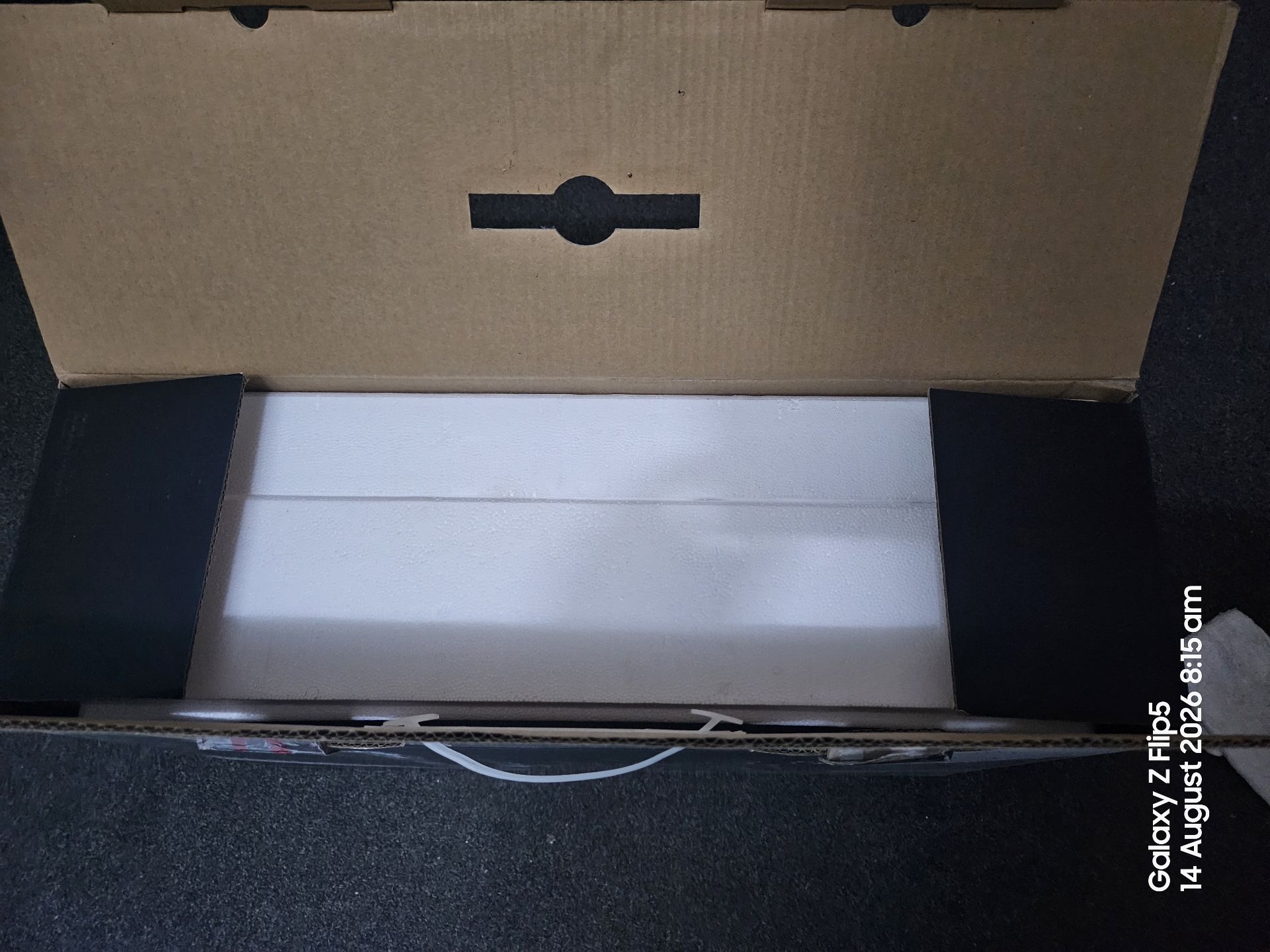Gameon Arctic Pro Series 27" QHD Gaming Monitor (Excellent Condition) - Image 6