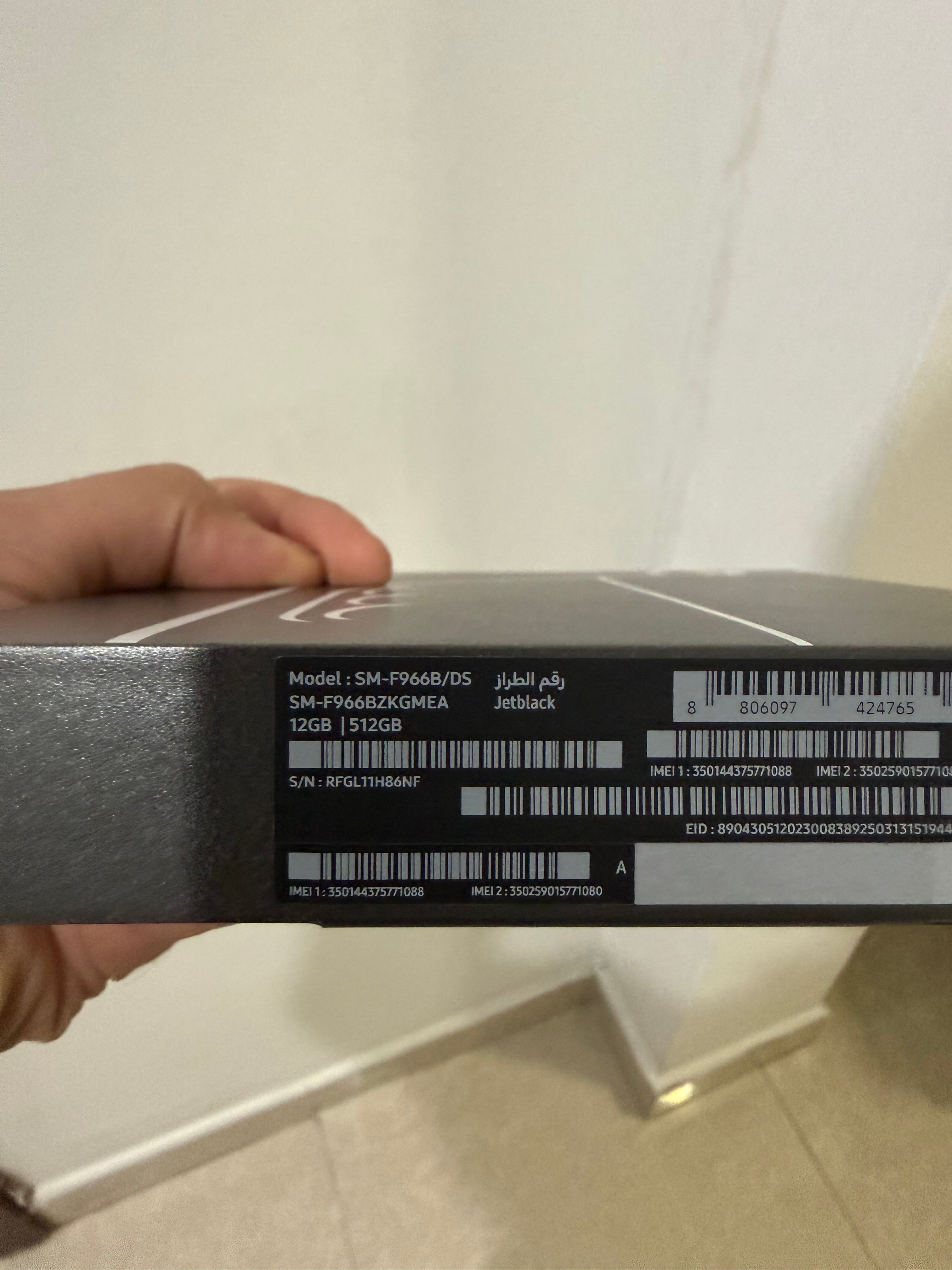Z fold 7 black 512 GB  - Image 4
