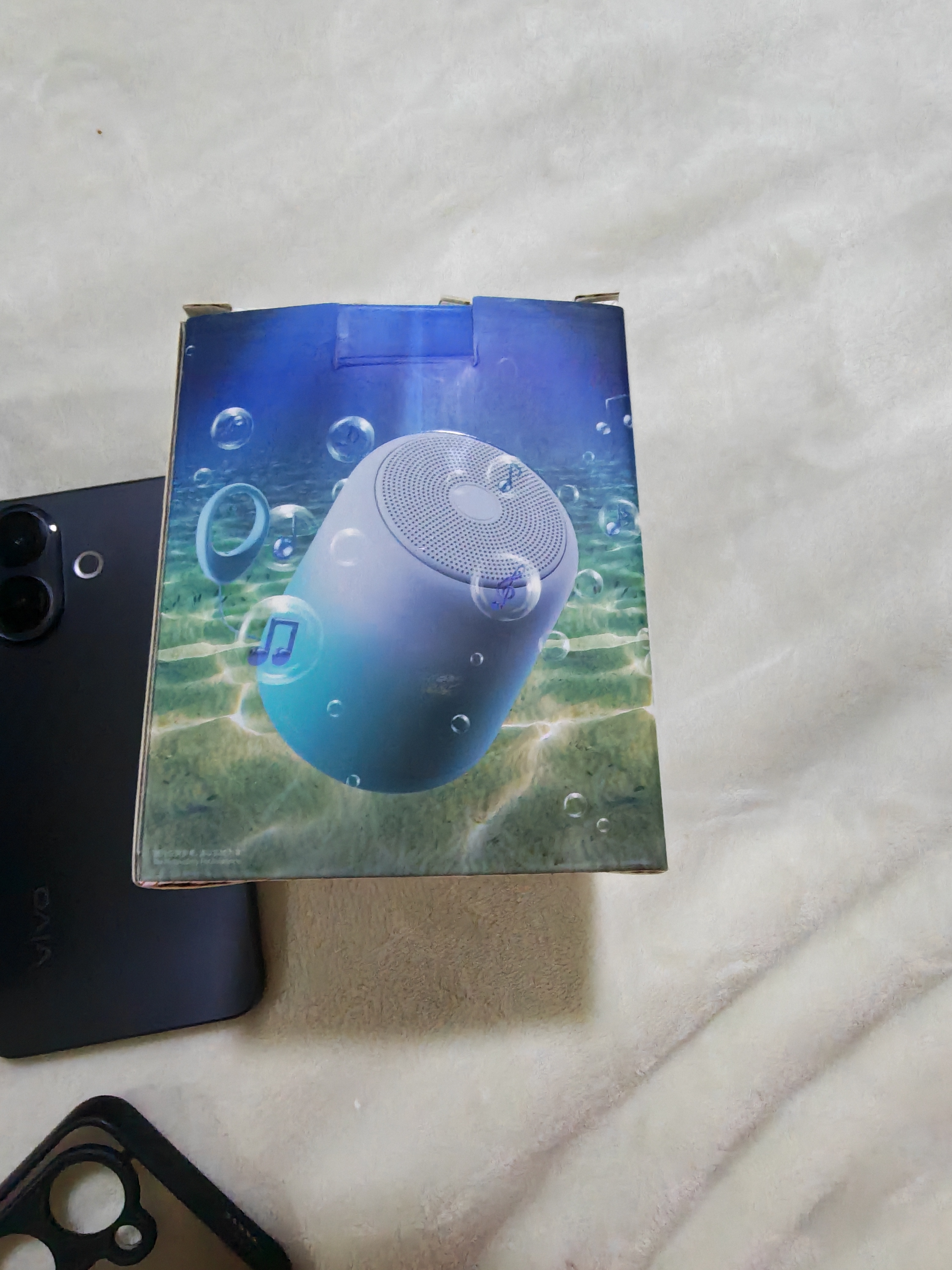 Vivo V60 Lite 5G – 512GB 📱 + Another Vivo phone - Image 2