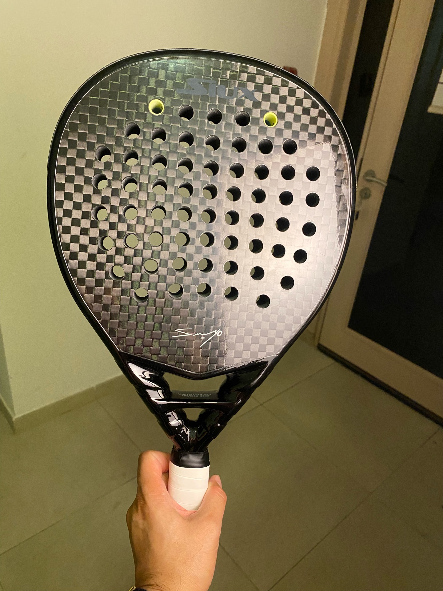 SIUX SG Black Limited Edition padel racket - Image 7