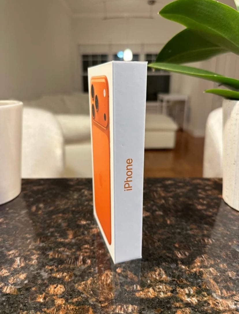 For Sale- Apple Iphone 17Pro Max 512GB  Unlocked With Warranty. - Image 2