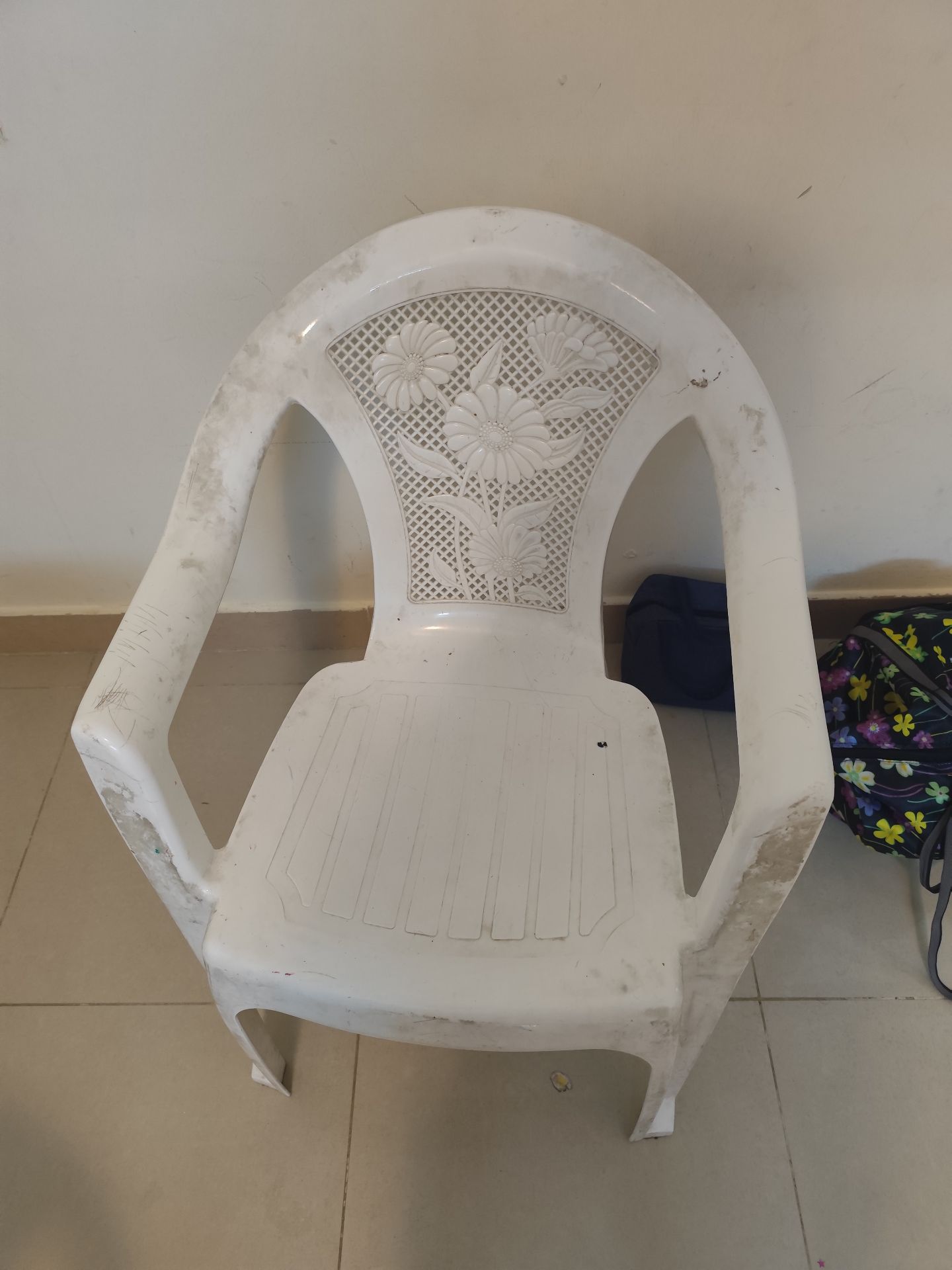 2 No's Plastic Chair for sale - Image 5