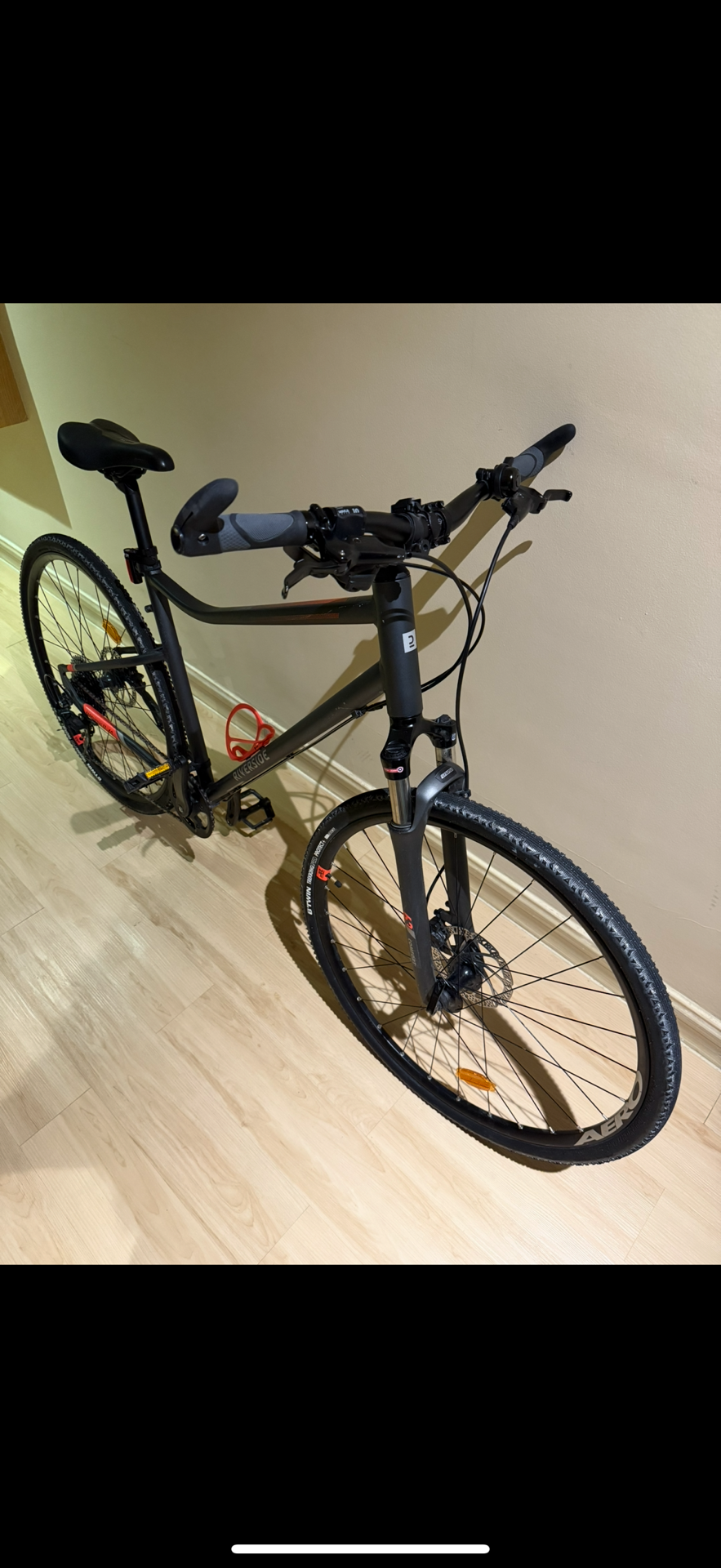 Decathlon Riverside Hybrid Bike - Image 1