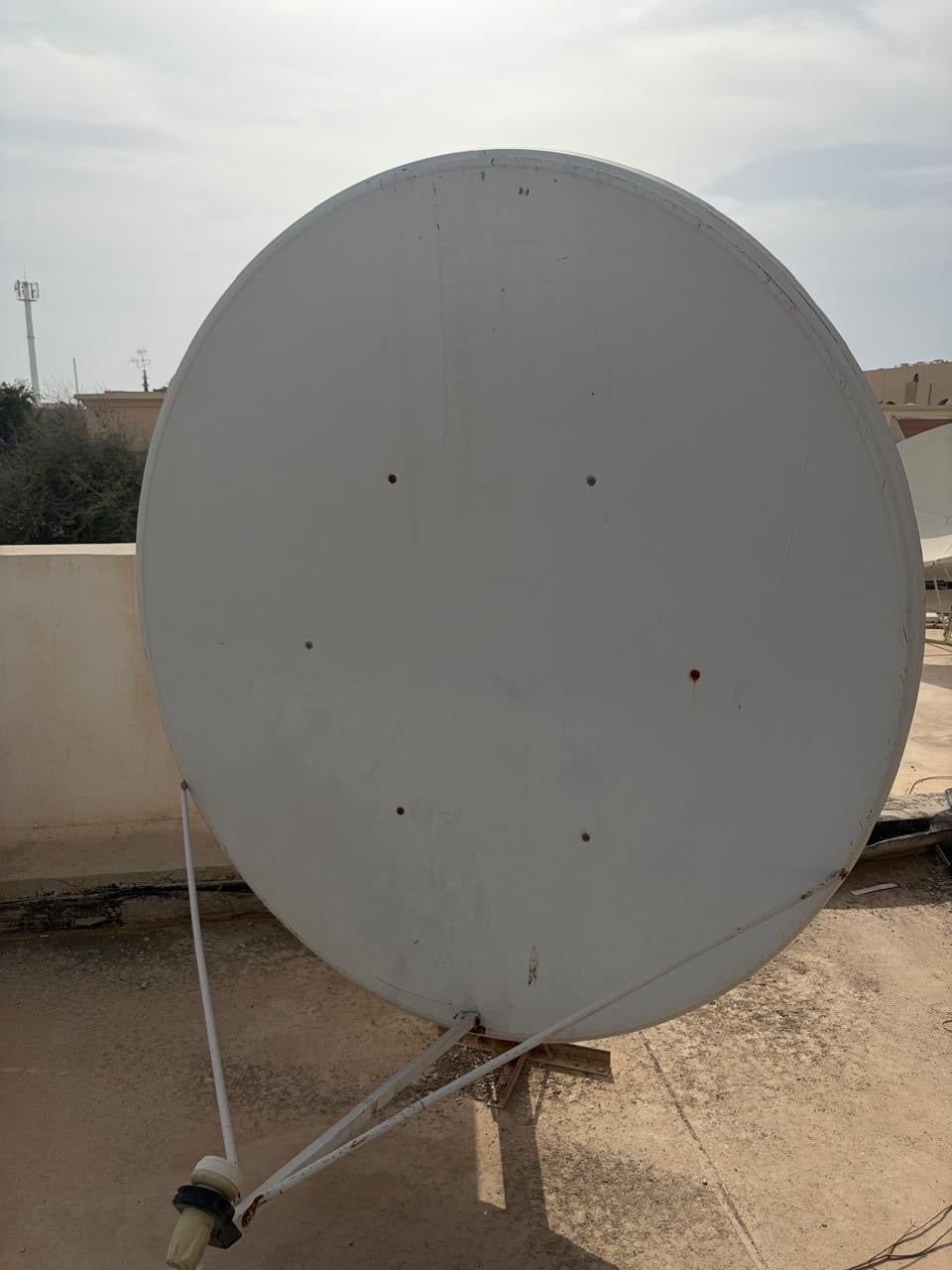 Tv dish for sale 250QAR - Image 2