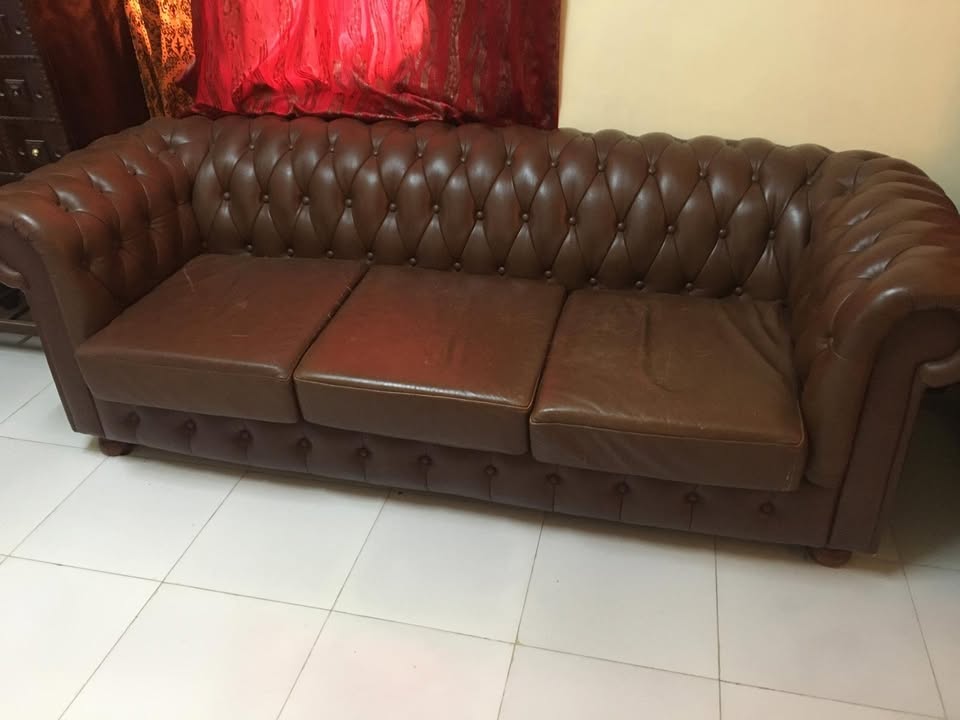 LEATHER CHESTERFIELD SOFA FOR SALE - Image 3