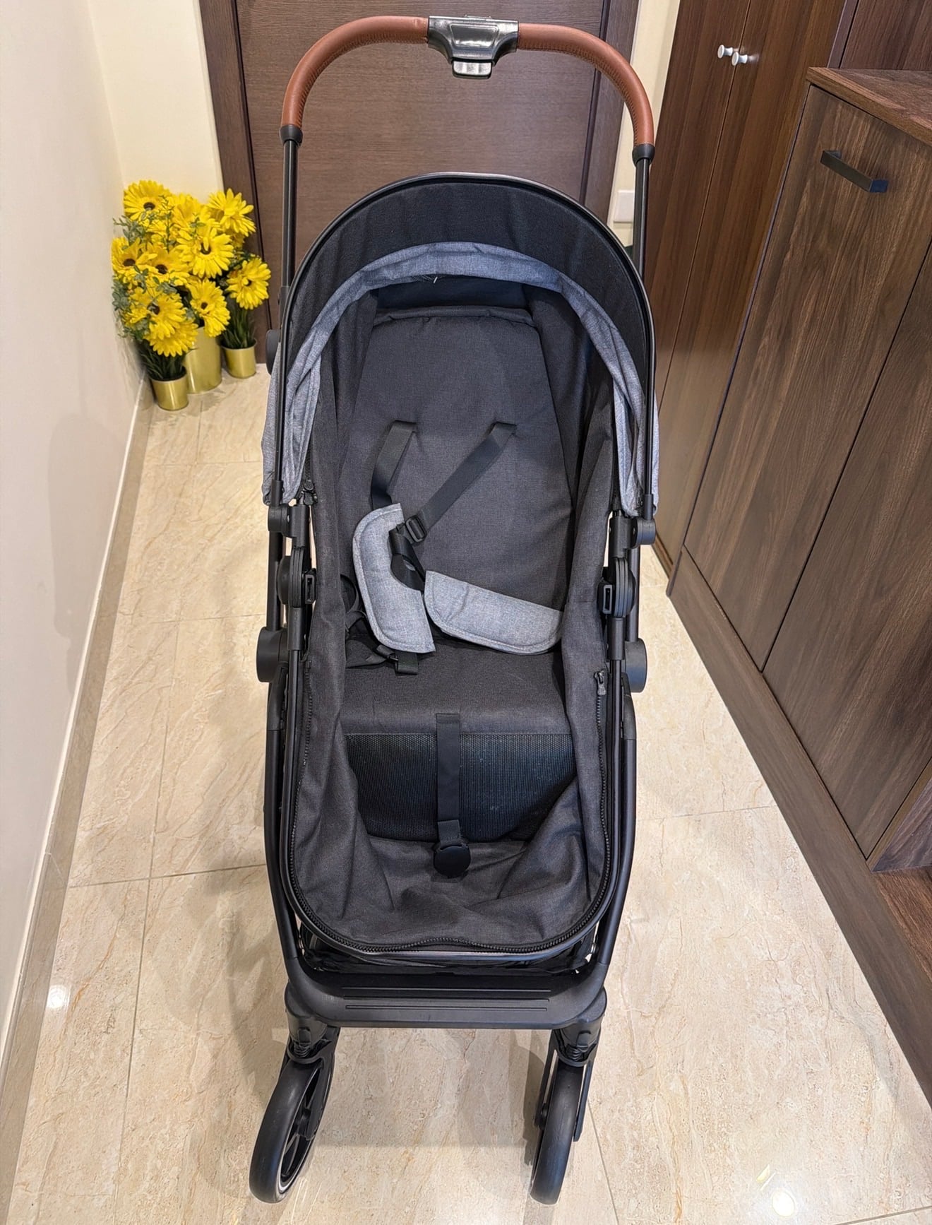 Giggles stroller immaculate condition - Image 1