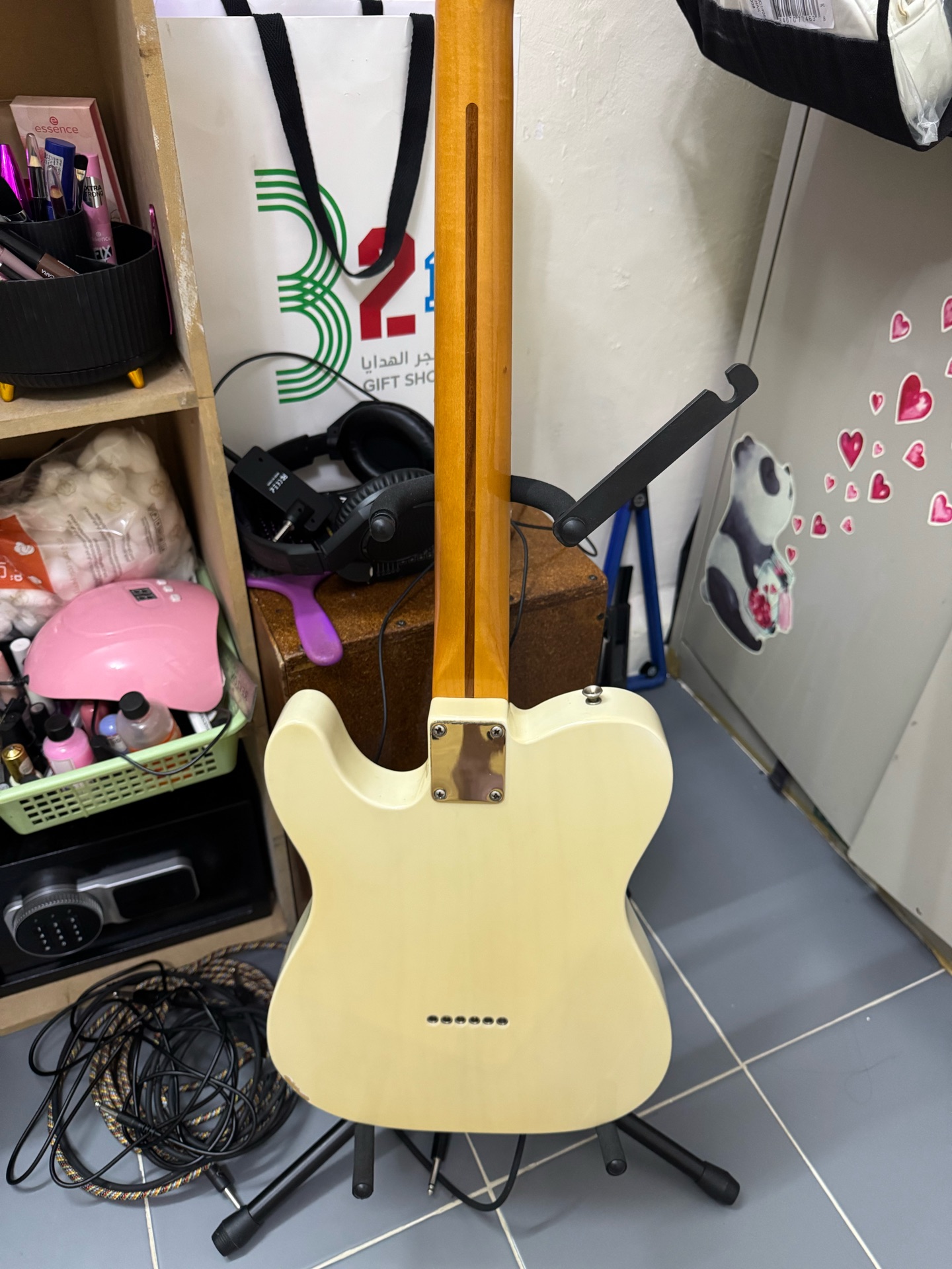 Fender telecaster Electric guitar - Image 2