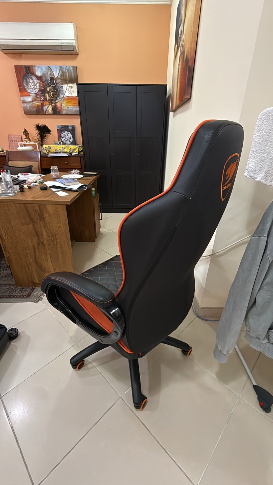 Gaming Chair & Table for SALE - Image 7