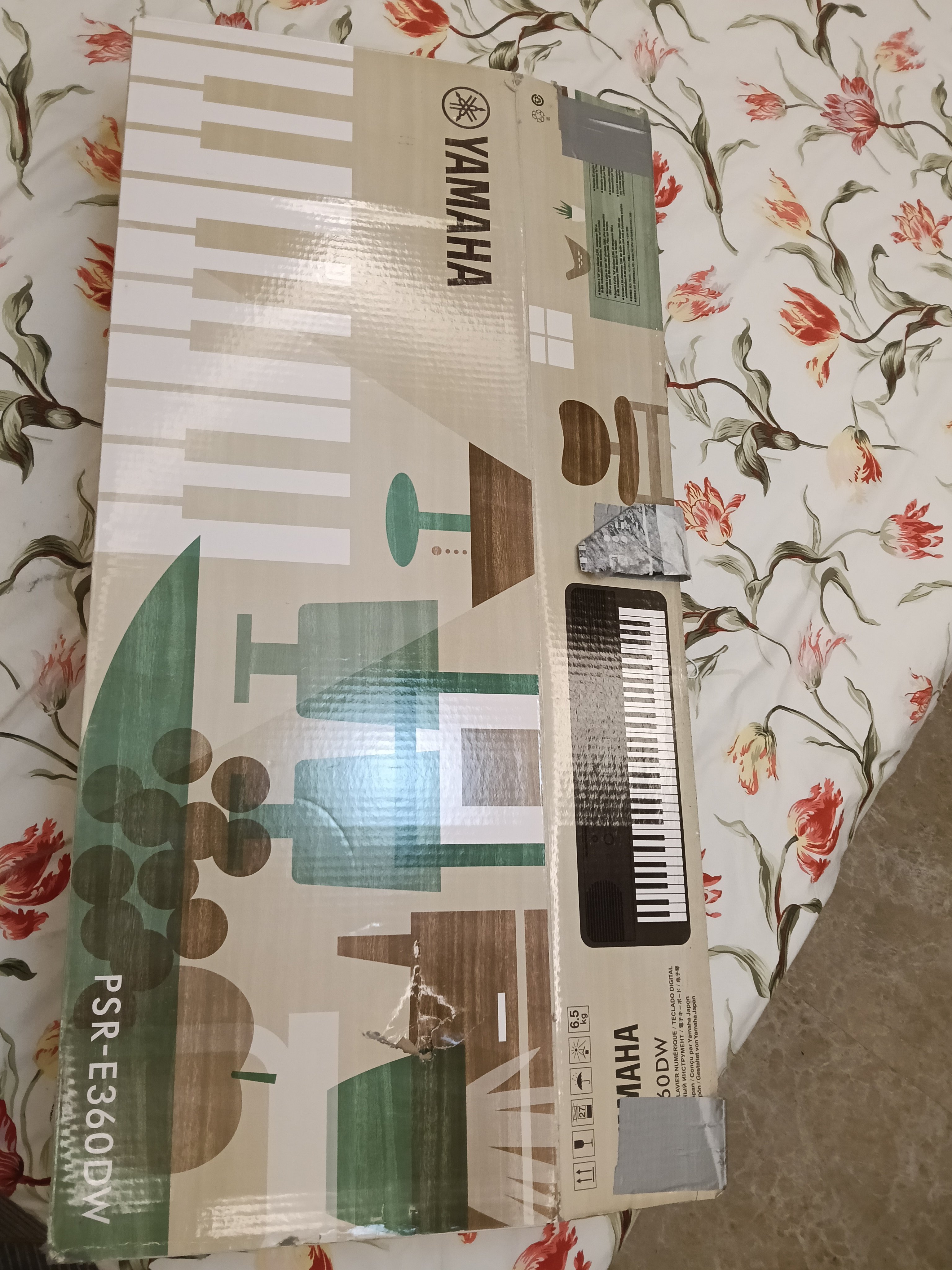 YAMAHA KEYBOARD  - Image 2