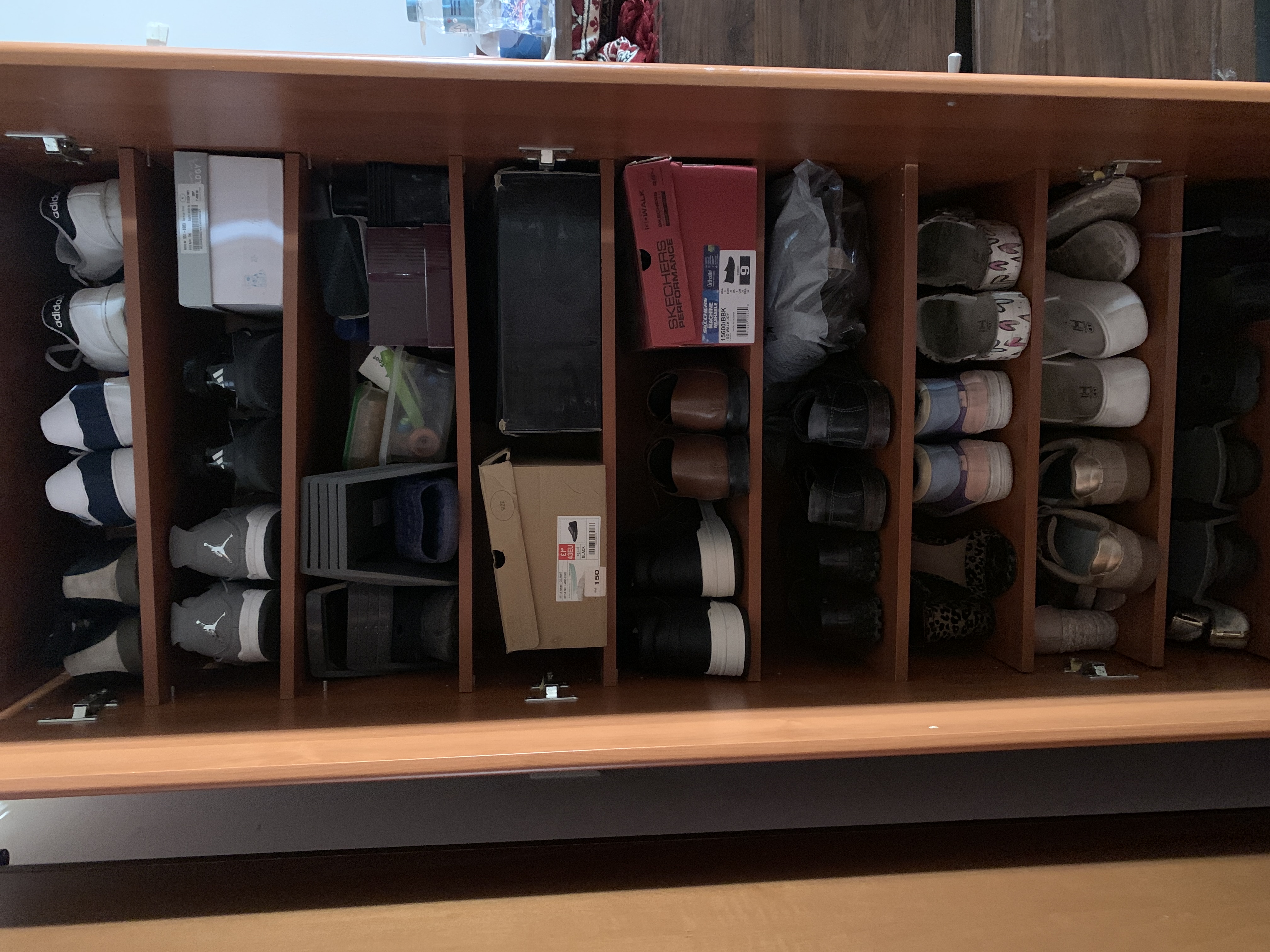 Long shoe rack  - Image 2