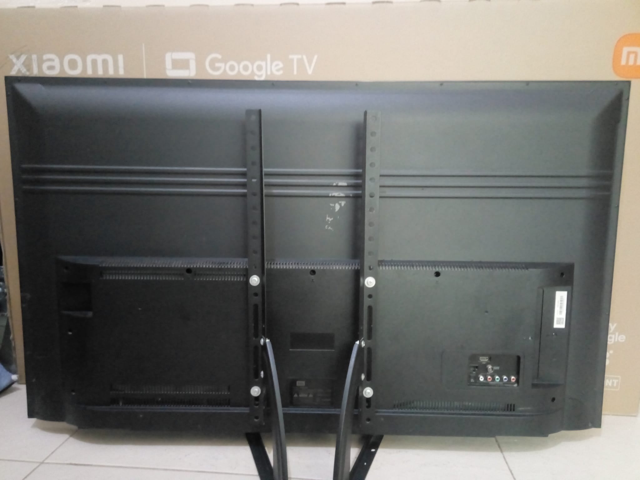 The TCL 49" TV  - Image 8