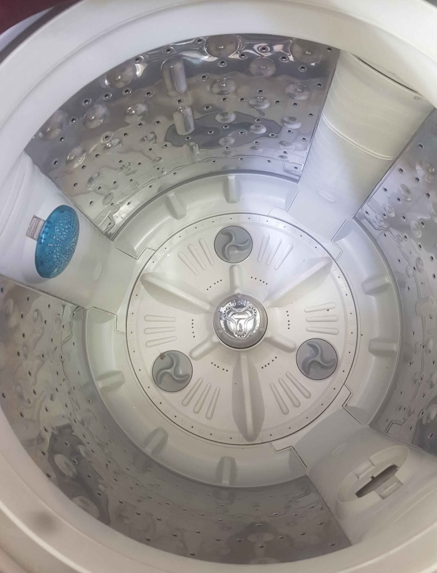 LG 2in1 Brand Washing Machine 7/4kg Front load  Washing Machine - Image 6