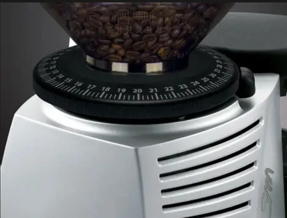 La San Marco SM 92 Timer Coffee Grinder with Dispenser – Made in Italy - Image 3