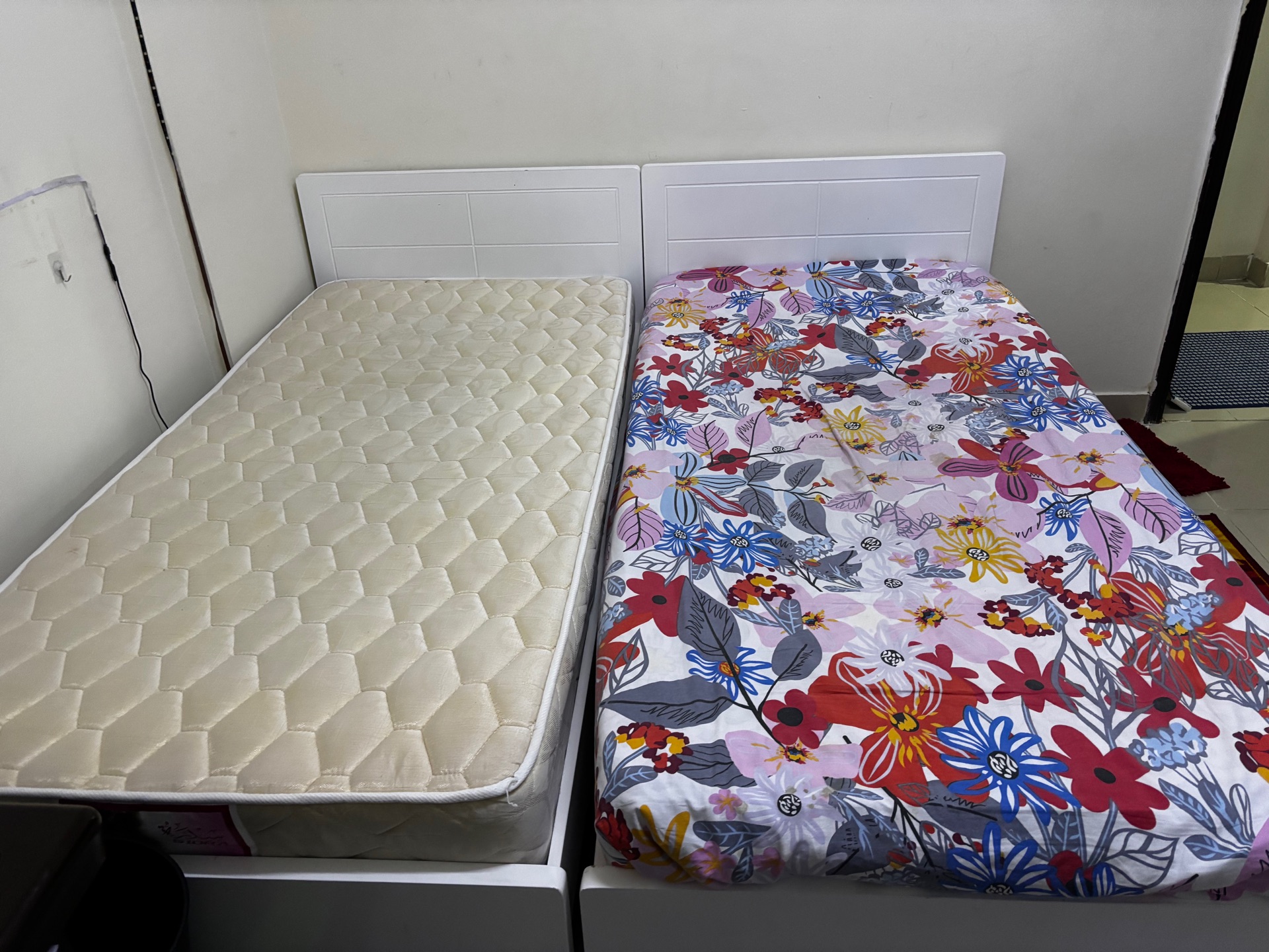 2 single bed for sale - Image 1