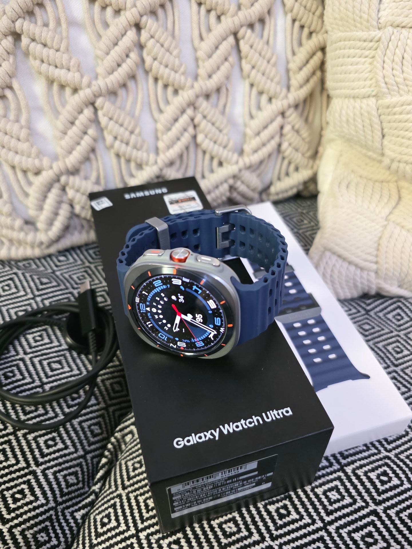 Galaxy Watch Ultra 2025
- Image 1
