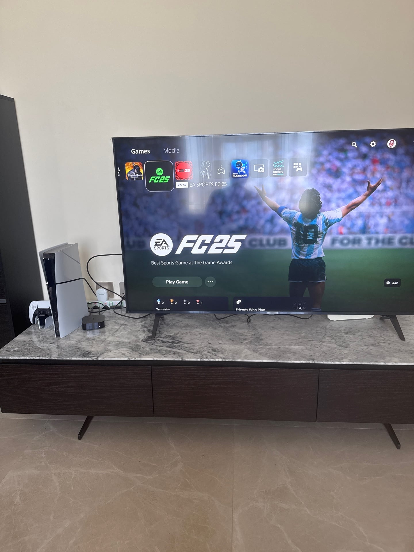 PlayStation 5 for sales digital edition with 2 controllers  - Image 4