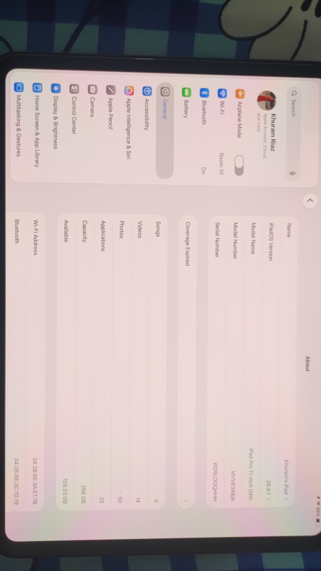 Selling ipad 11 pro M4  - Image 5