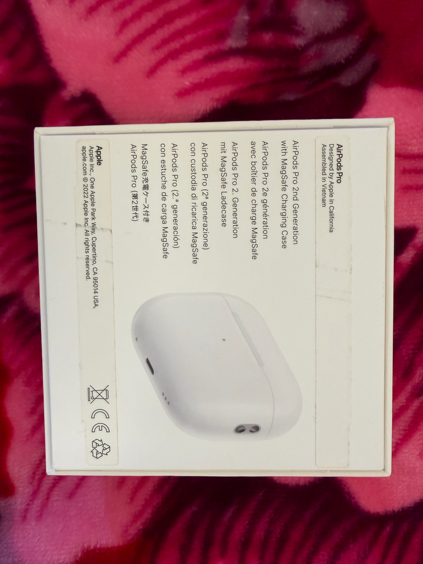 Apple AirPods Pro (2nd Generation) Wireless Charging - Excellent Condition - Image 9