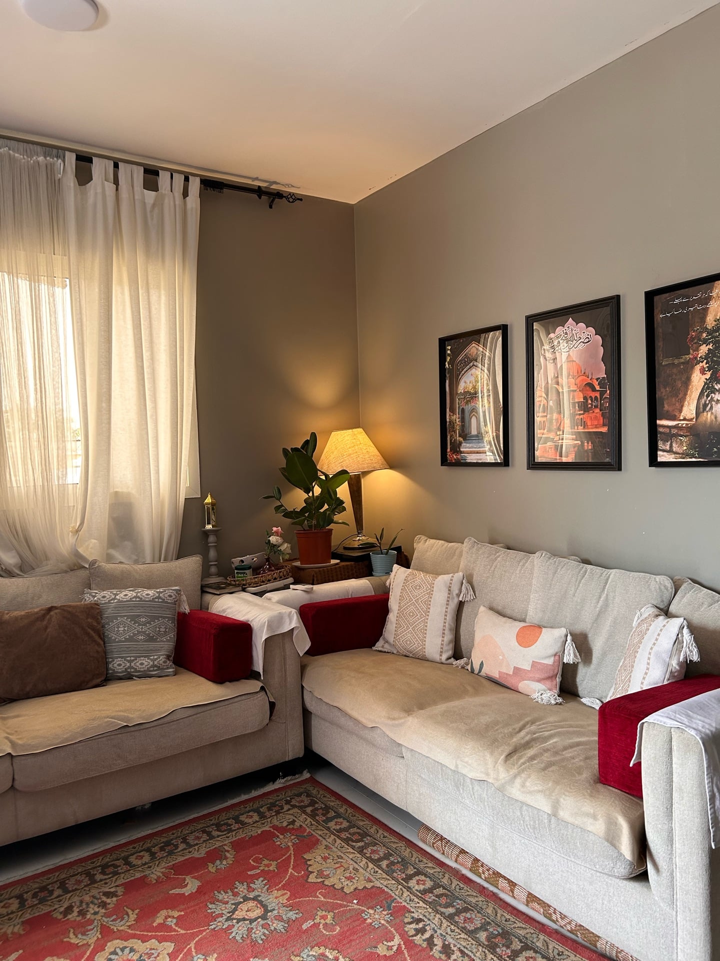 Good sturdy sofa - Image 3