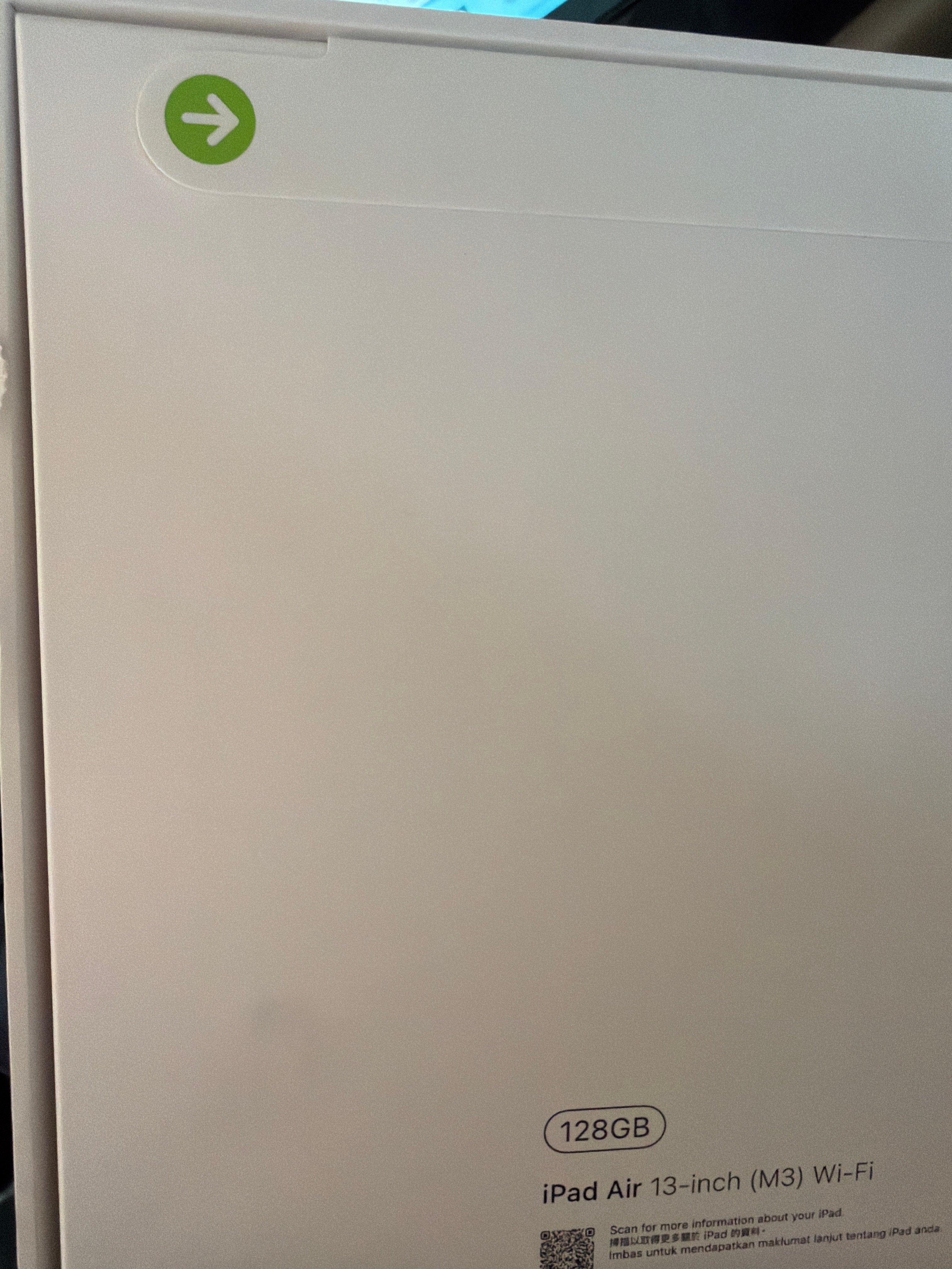 iPad Air M3 13 inch not open new  - Image 2