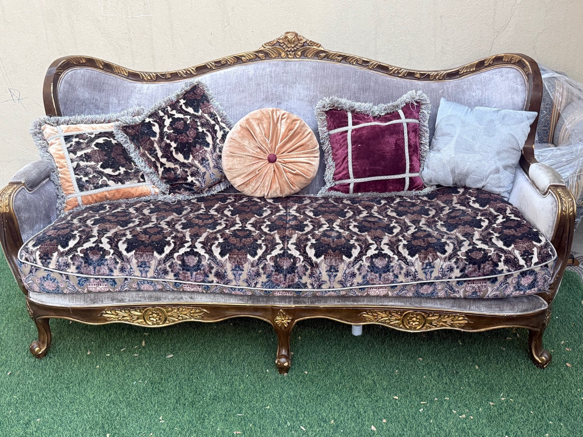 Sofa and chair seating sets - Image 4