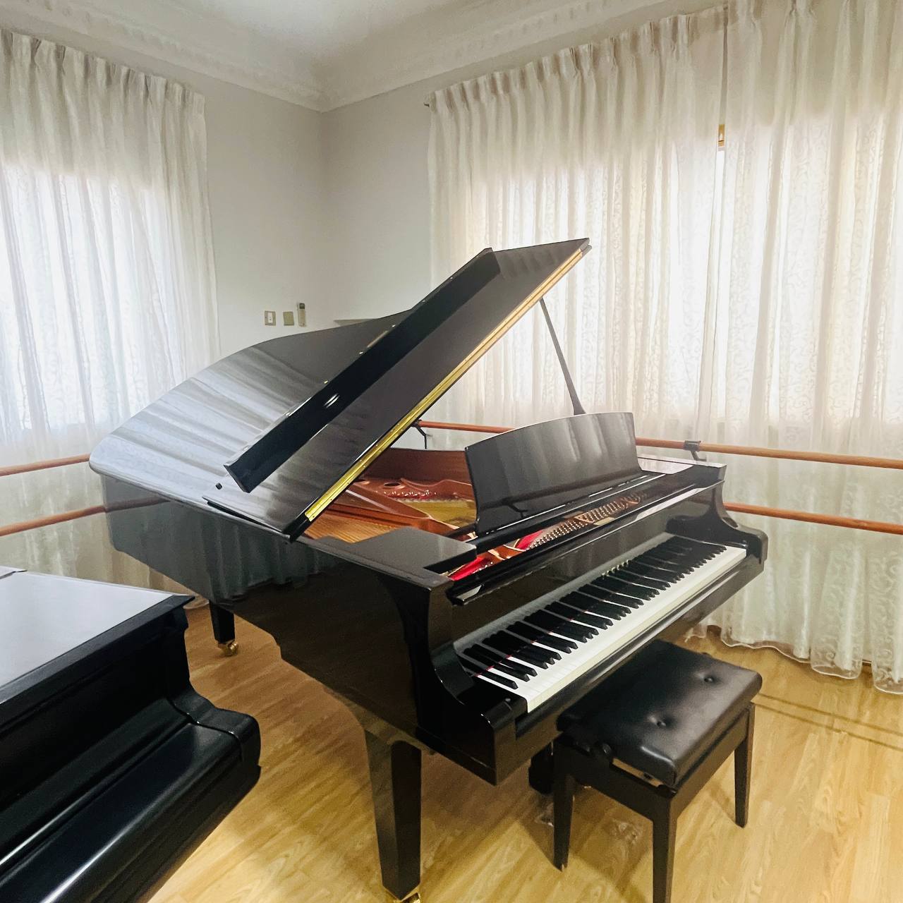 Yamaha C7 Grand Piano - Image 1