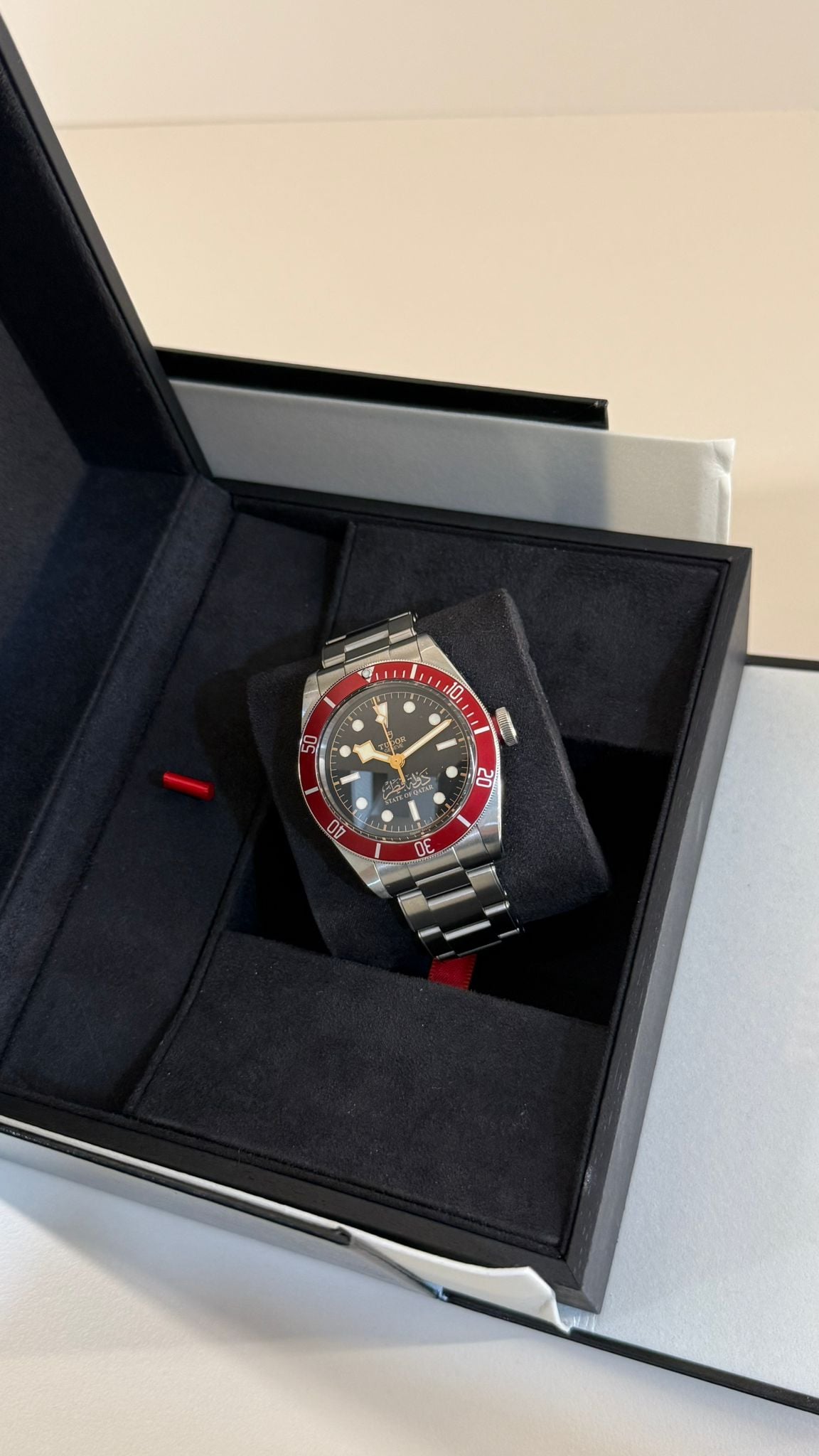 Tudor Black bay 41MM Qatar Edition - Image 3
