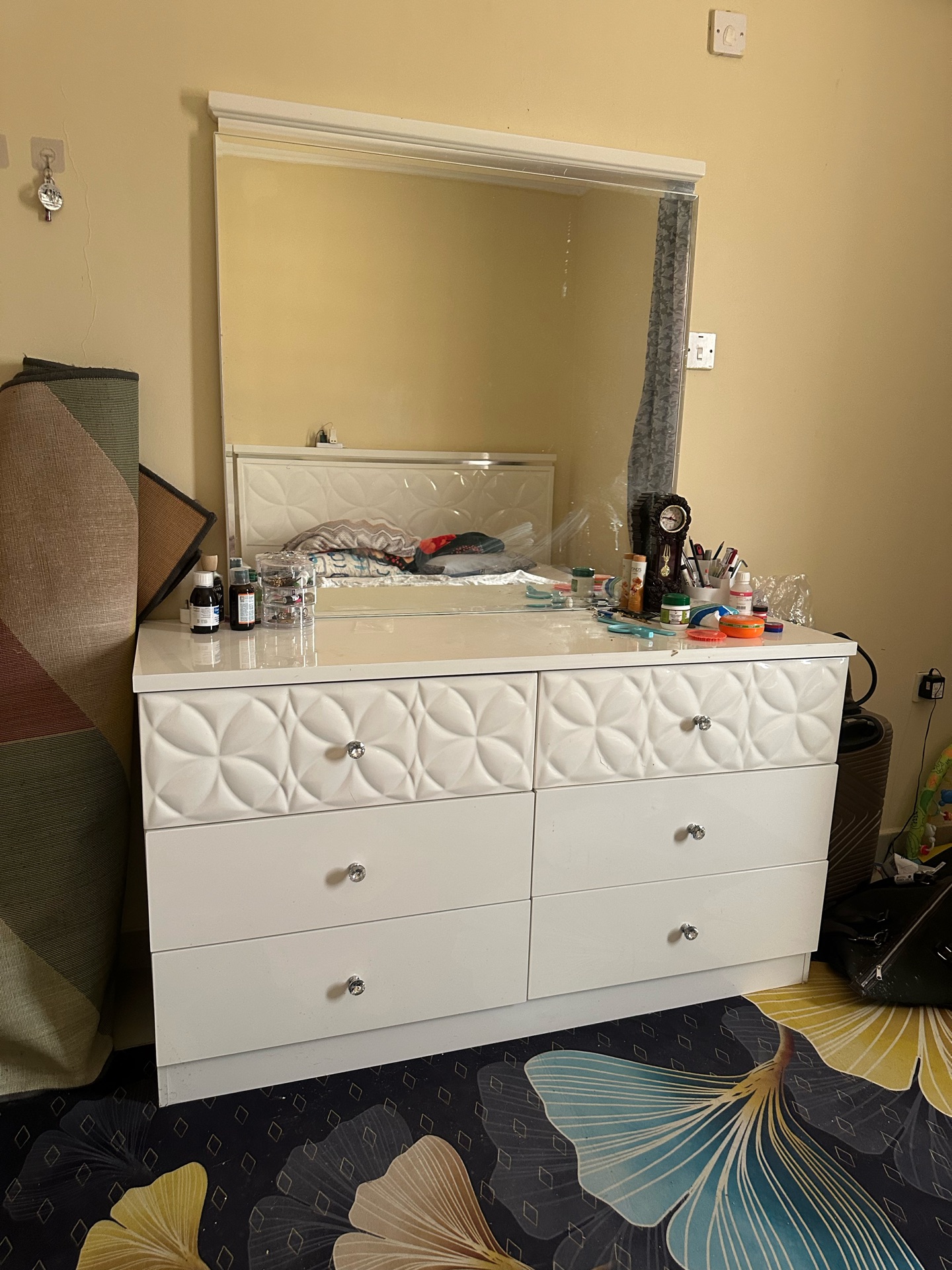 Bedroom set - Image 10