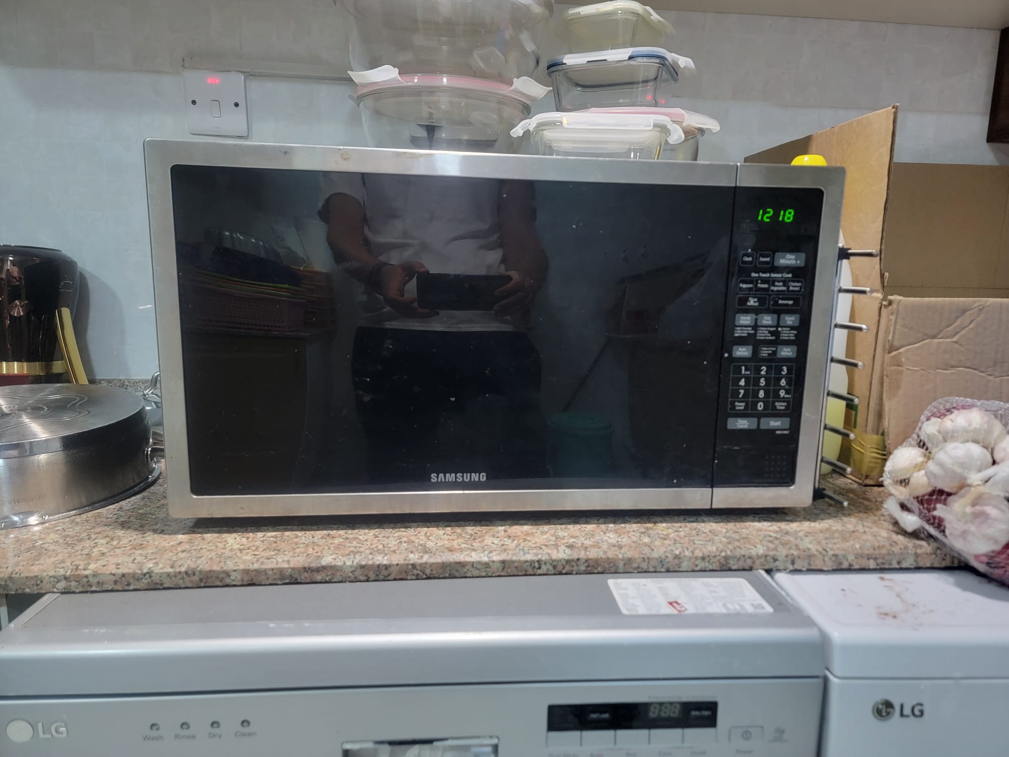 Samsung Microwave Oven – Good Condition – Quick Sale - Image 1