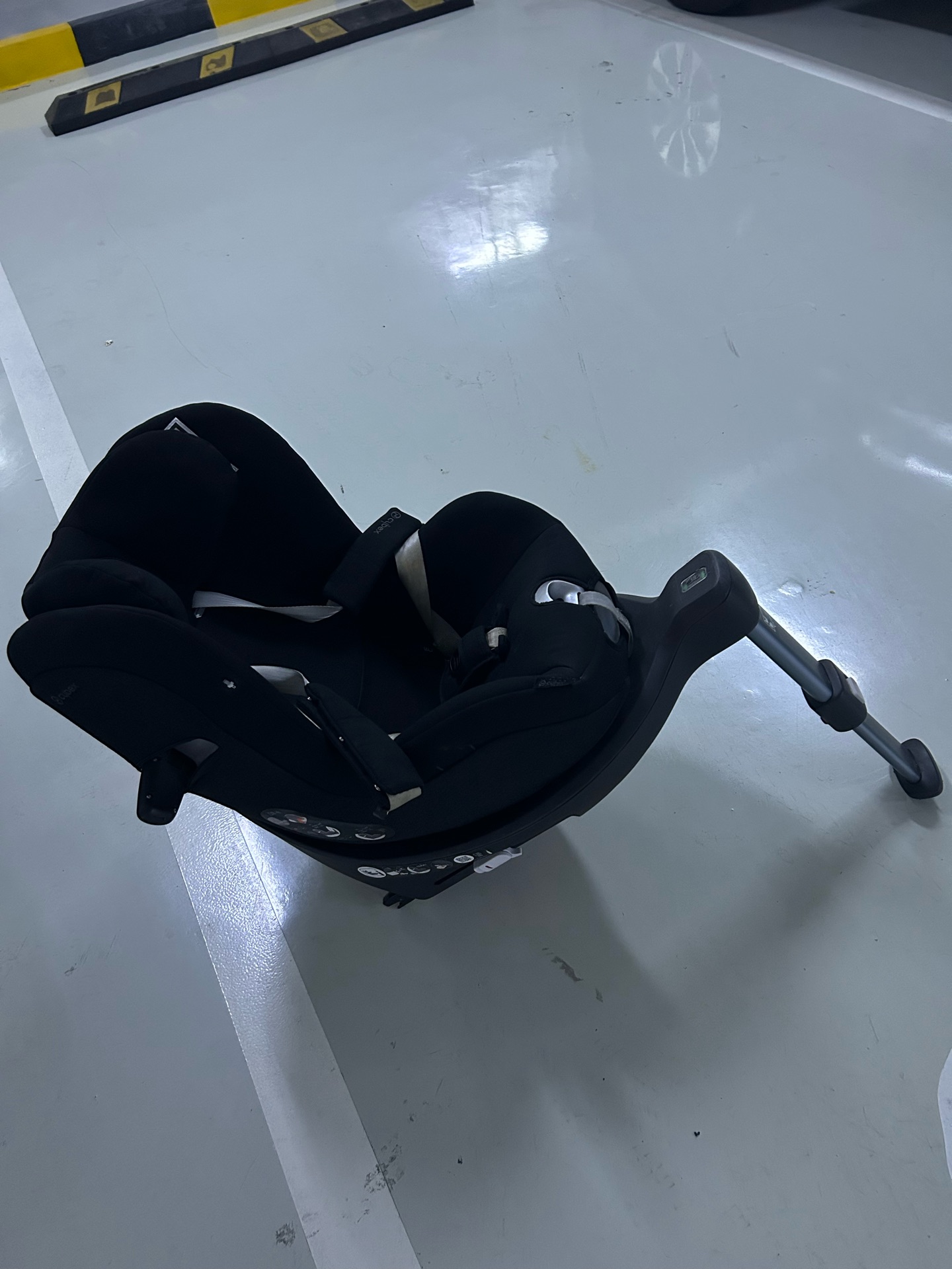 Cybex Sirona i-Size Plus incl. Isofix - German Premium Brand - Image 1