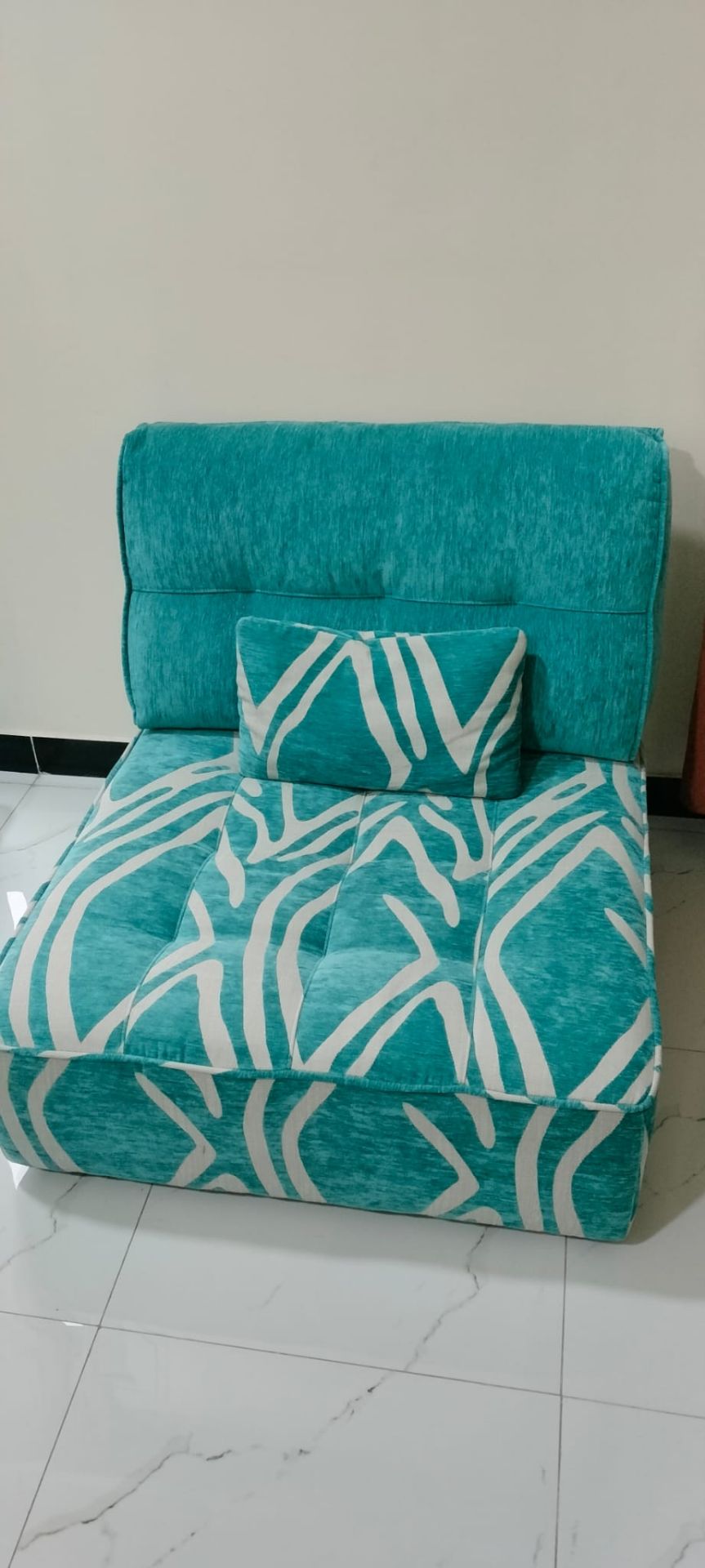 L Shape sofa from Fama brand  - Image 8