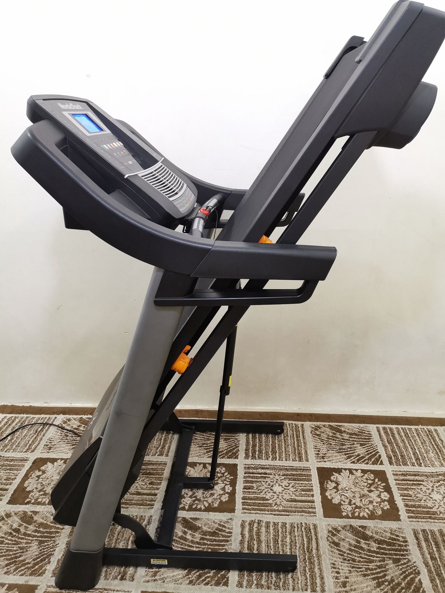 TREADMILL NORDICTRACK C200 DELIVERY FREE  - Image 10