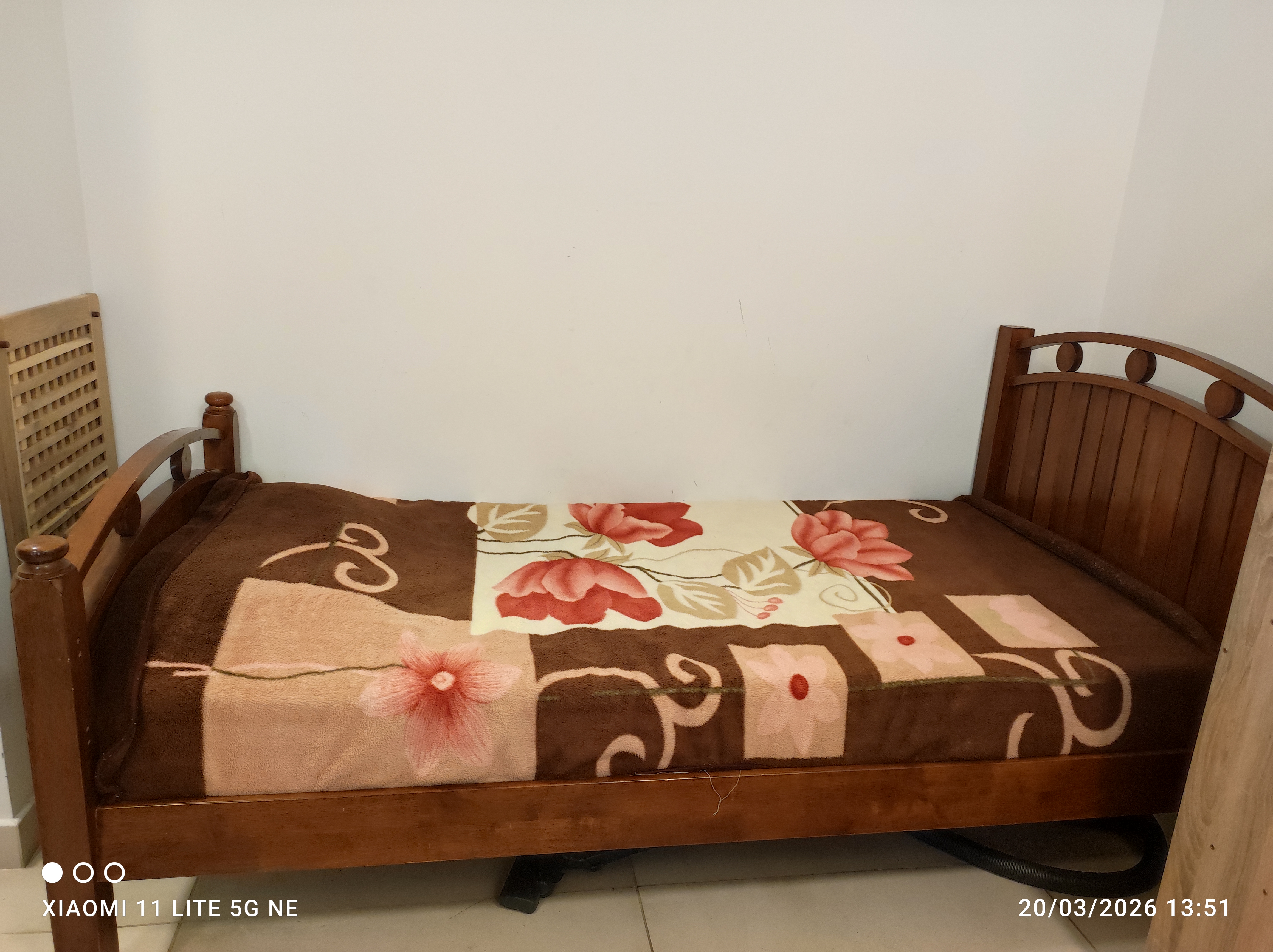 Comfortable and sturdy single bed for sale  - Image 3